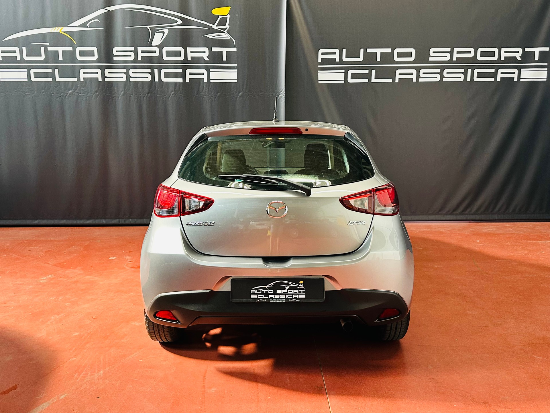 MAZDA 2 1.5i 16V Skyactiv-G Ambition-image-8