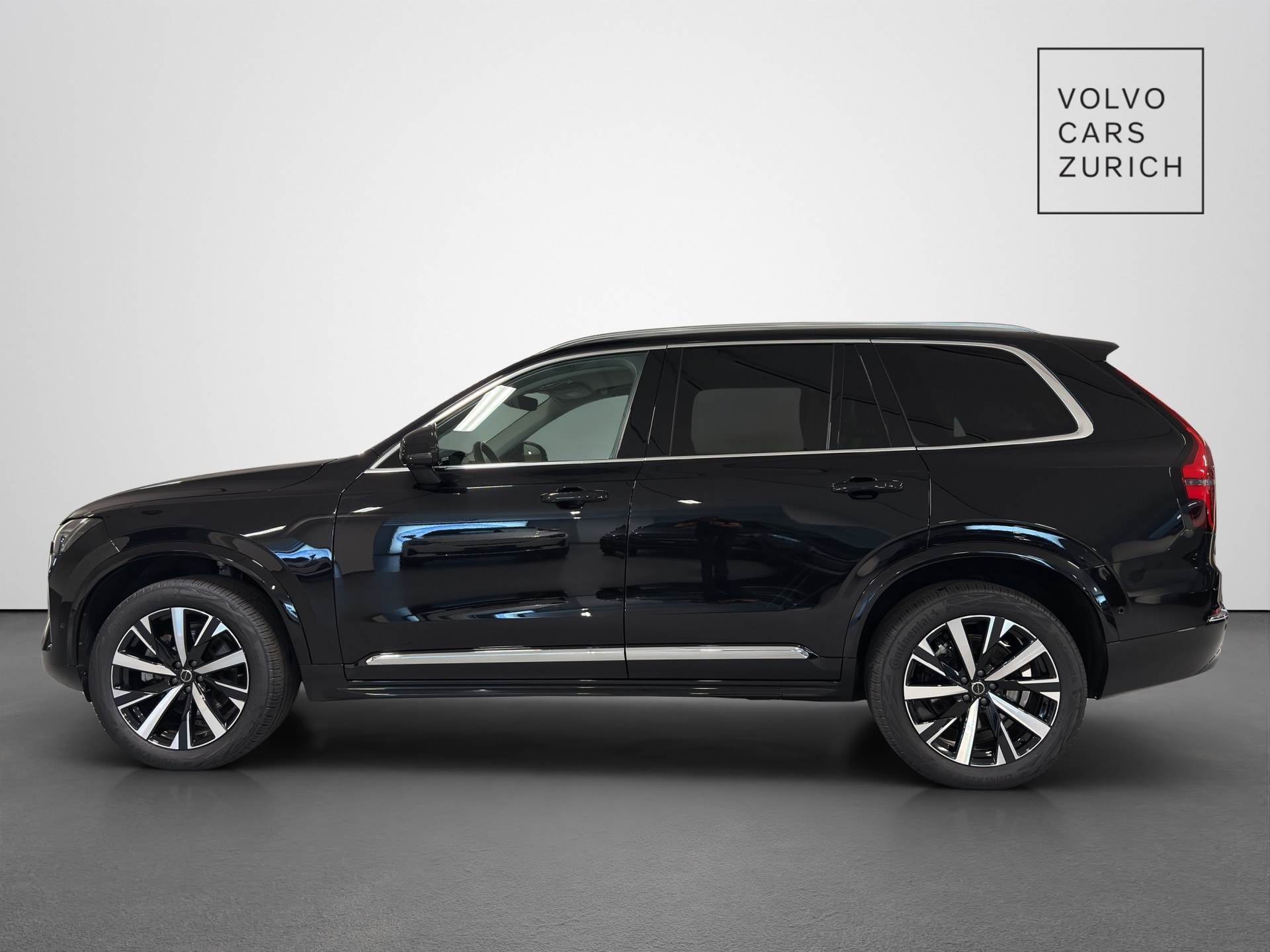 VOLVO XC90 2.0 B5 MH Plus Bright AWD-showroom-element-2