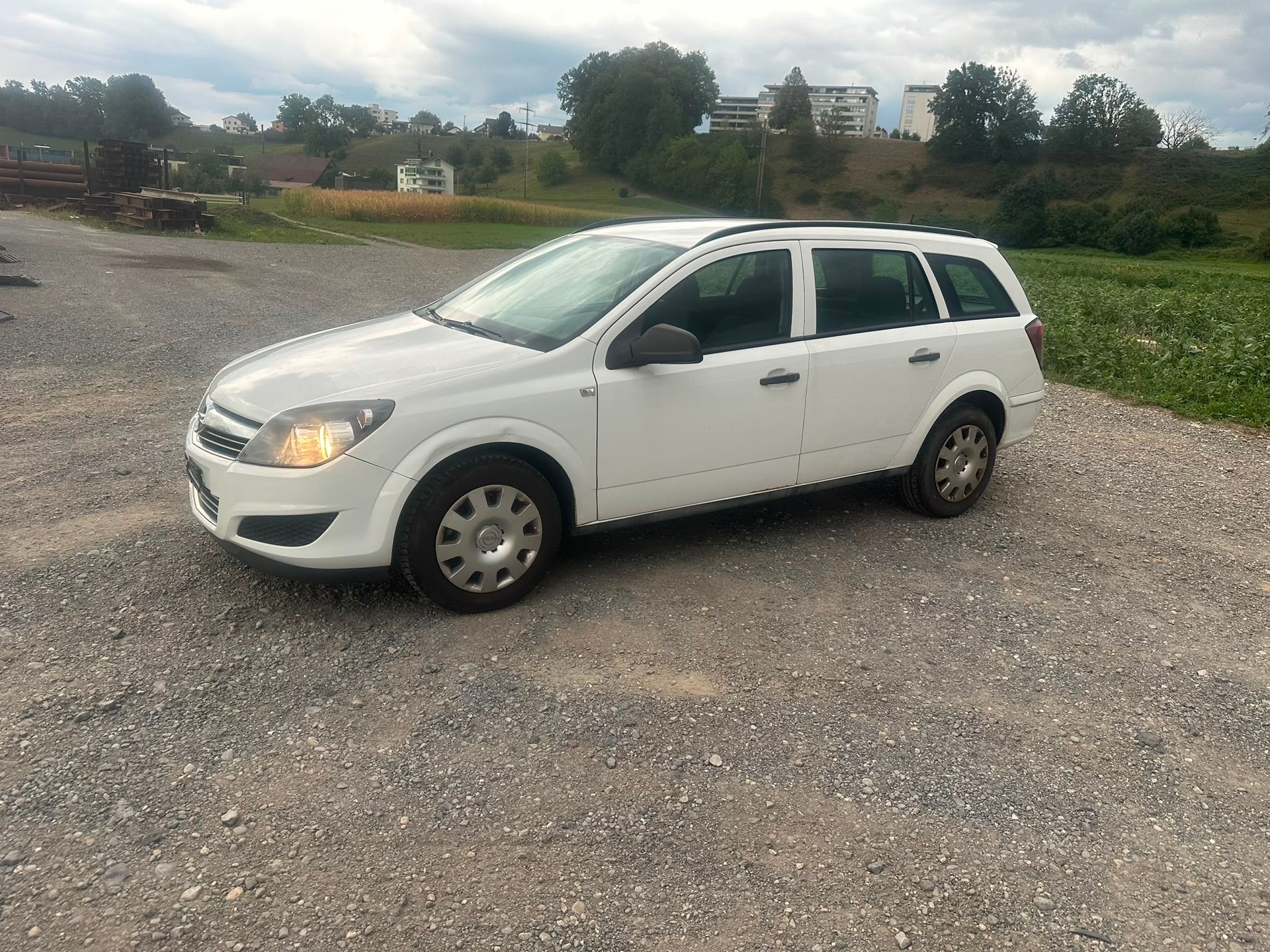 OPEL Astra Caravan 1.6i 16V Enjoy