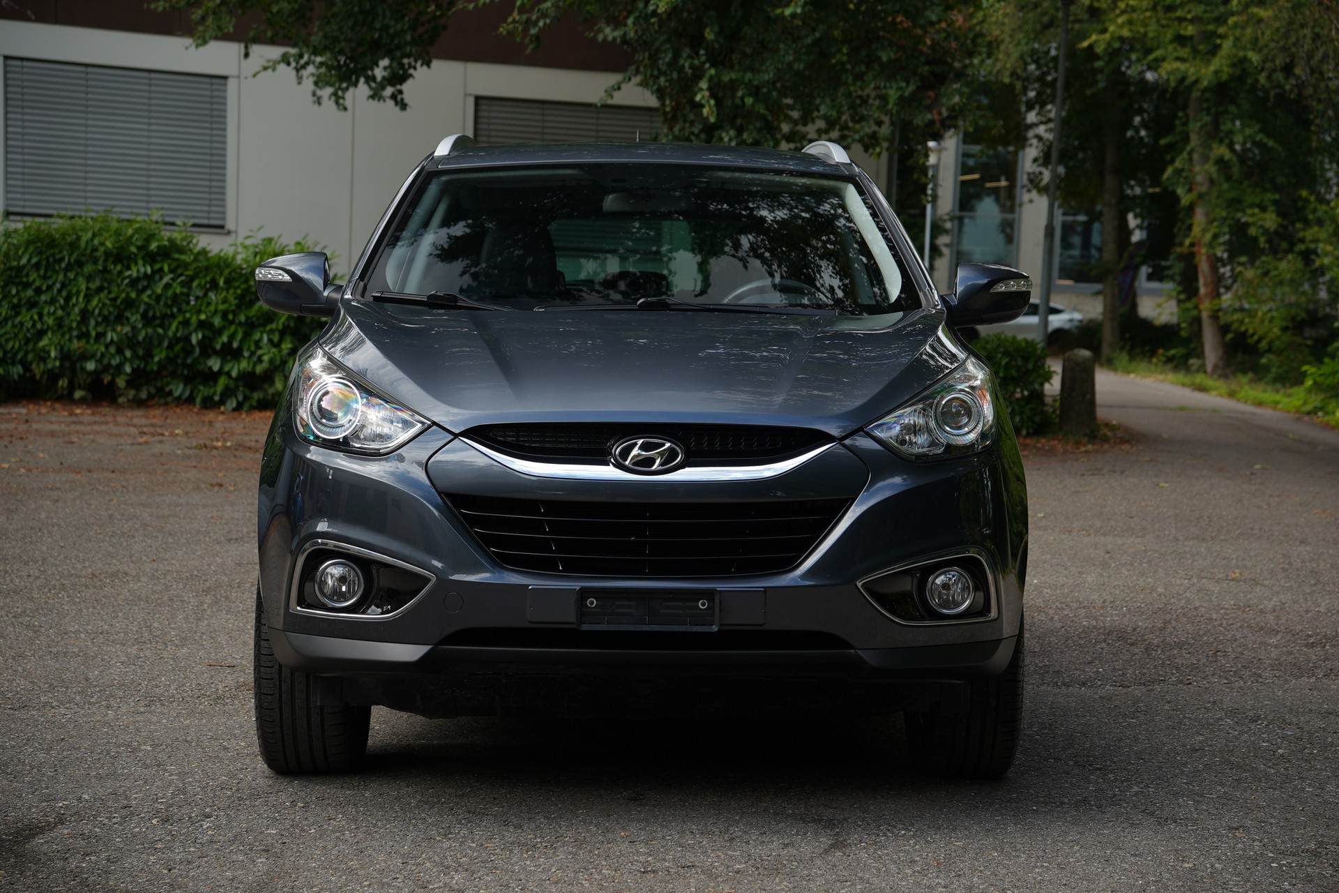 HYUNDAI iX 35 2.0 Style 4WD Automatic-image-7