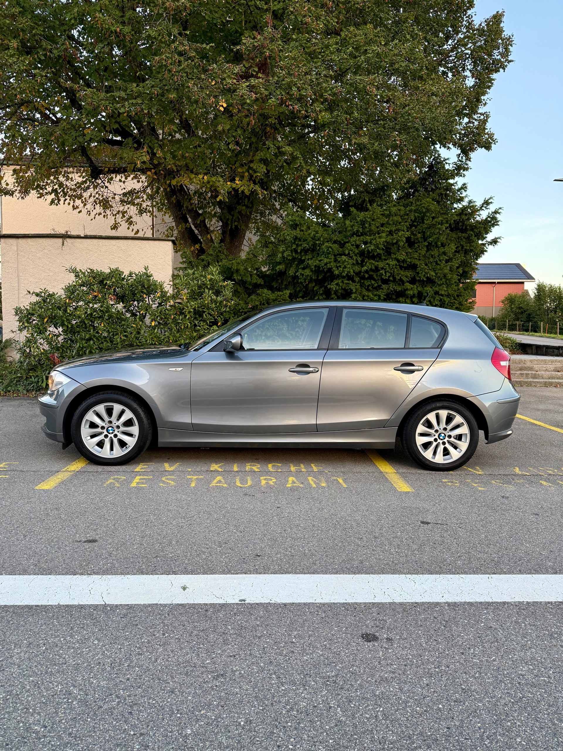 BMW 118d-image-8