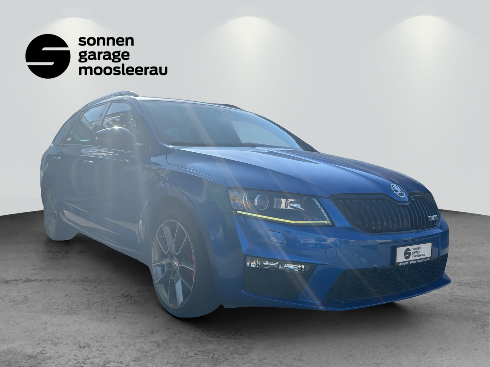 SKODA Octavia Combi 2.0 TSI RS DSG-showroom-element-2