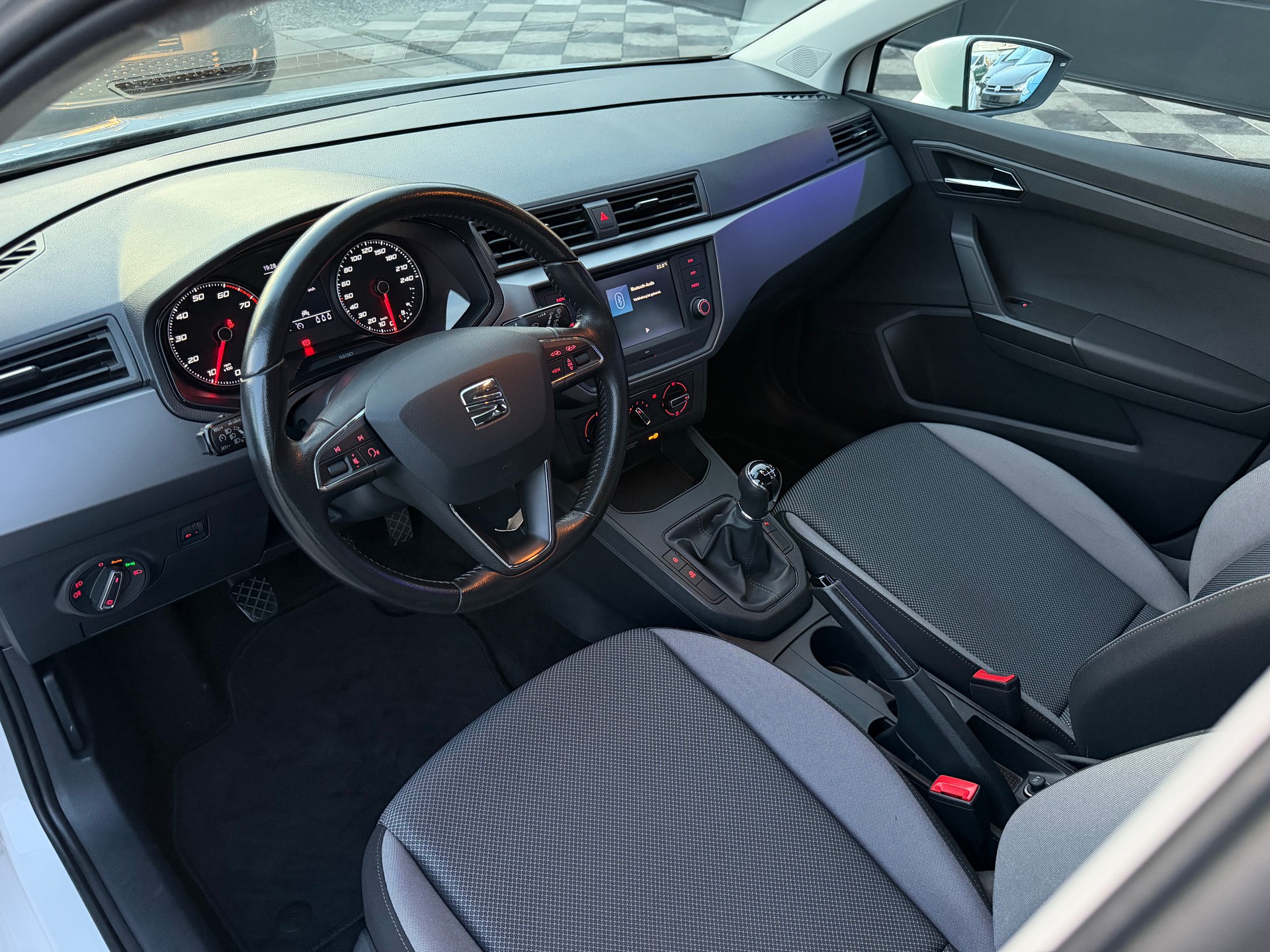SEAT Ibiza 1.0 EcoTSI Style-image-8