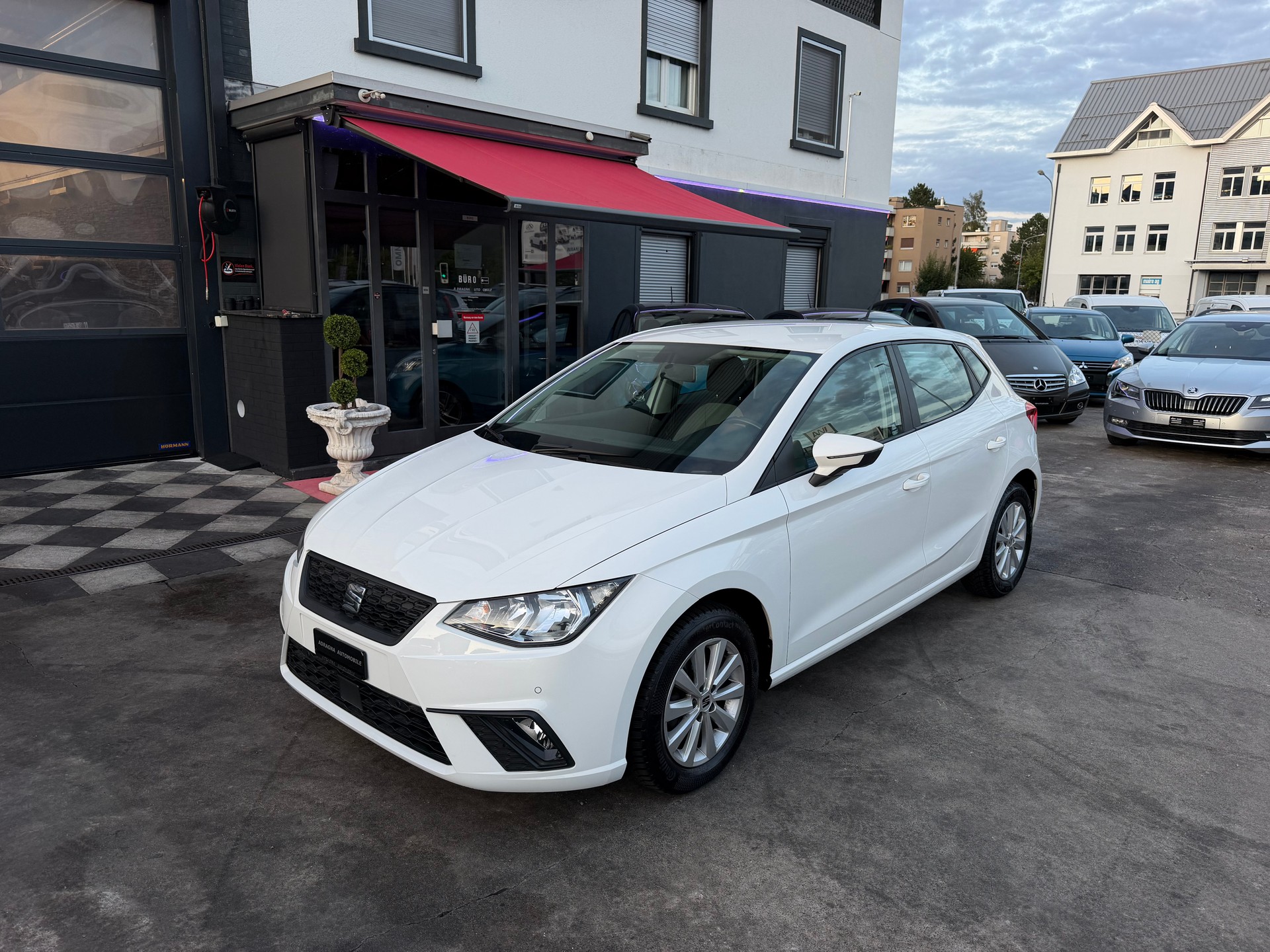 SEAT Ibiza 1.0 EcoTSI Style-showroom-element-2