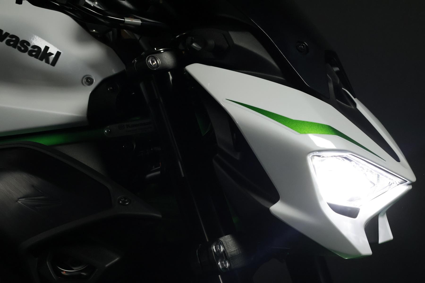 KAWASAKI Z 900 (91/70/35 KW) Level 3-image-4
