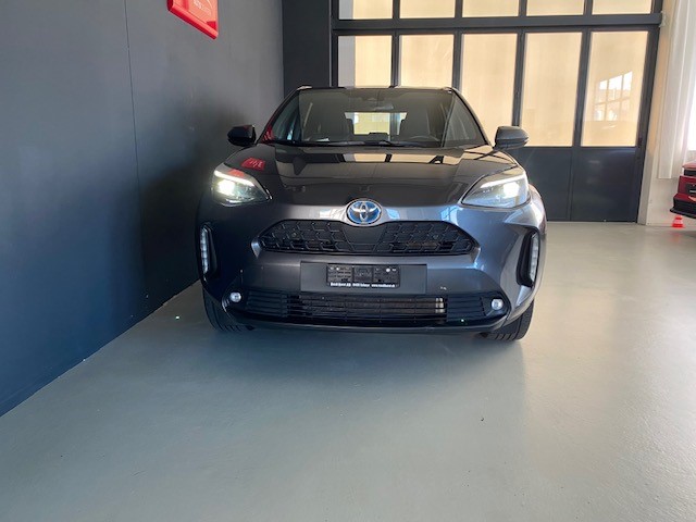 TOYOTA Yaris Cross 1.5 VVT-i HSD Trend AWD-i-showroom-element-1
