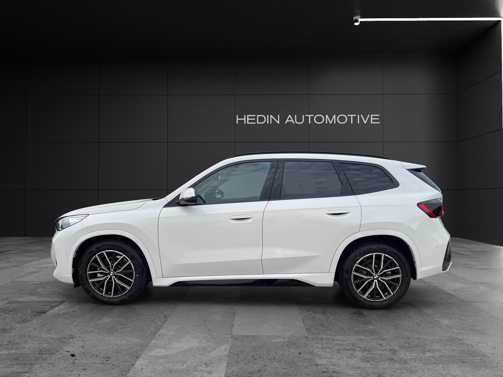 BMW X1 20d xDrive paddles-showroom-element-2