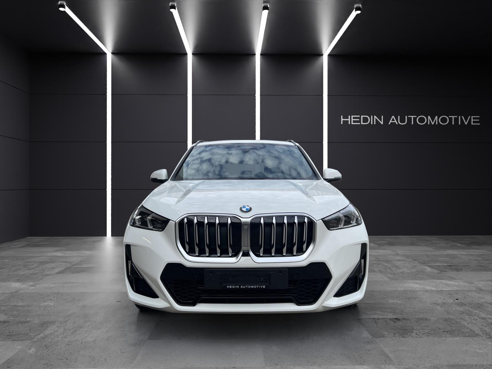 BMW X1 20d xDrive paddles-showroom-element-1