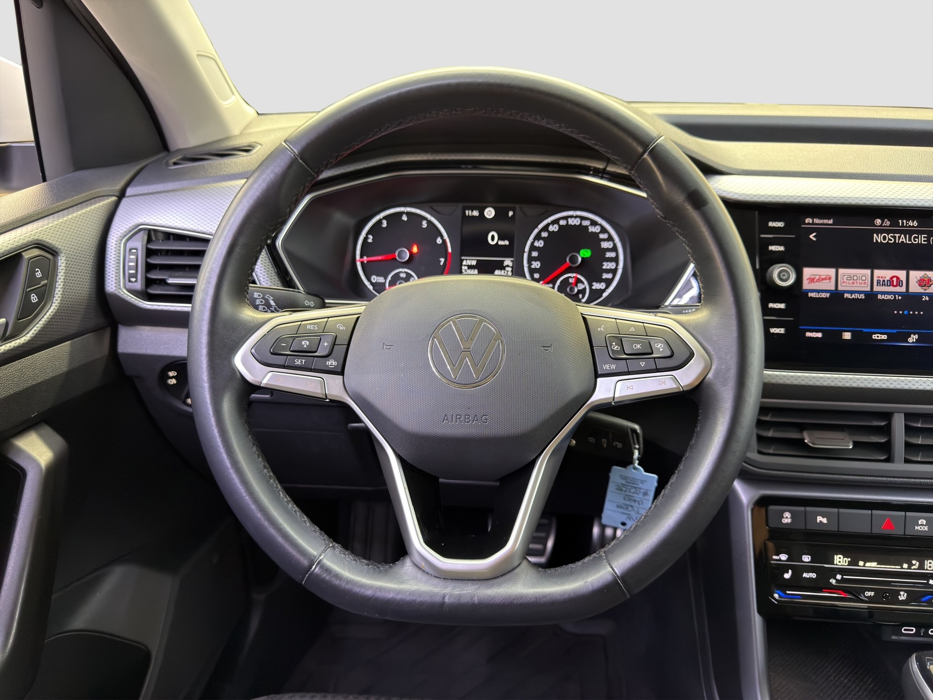 VW T-Cross 1.0 TSI Life DSG-image-9