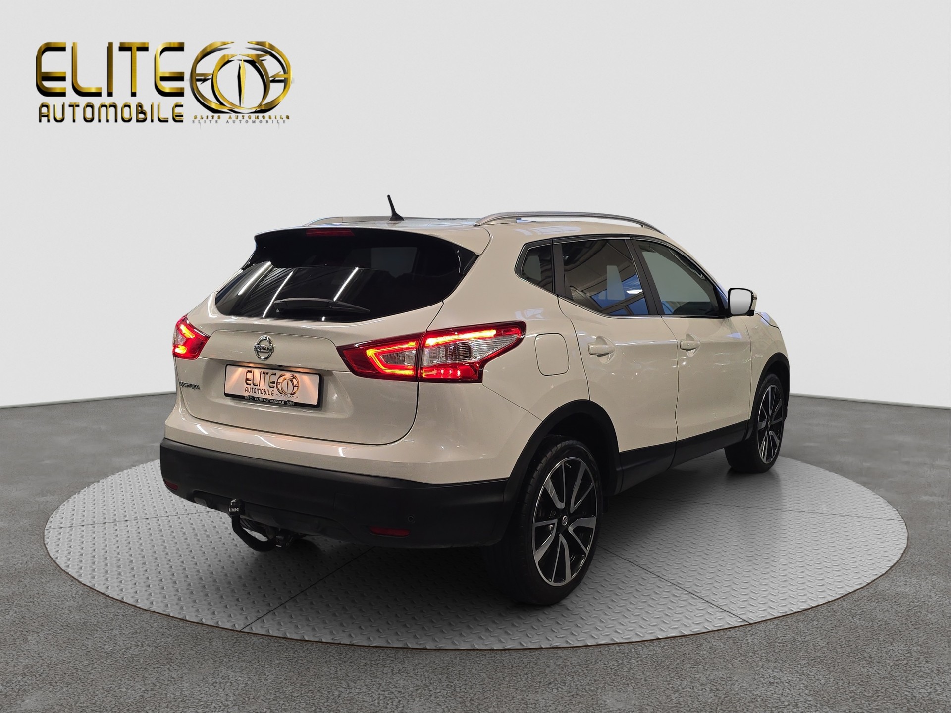 NISSAN Qashqai 1.6 dCi acenta Xtronic CVT-image-7