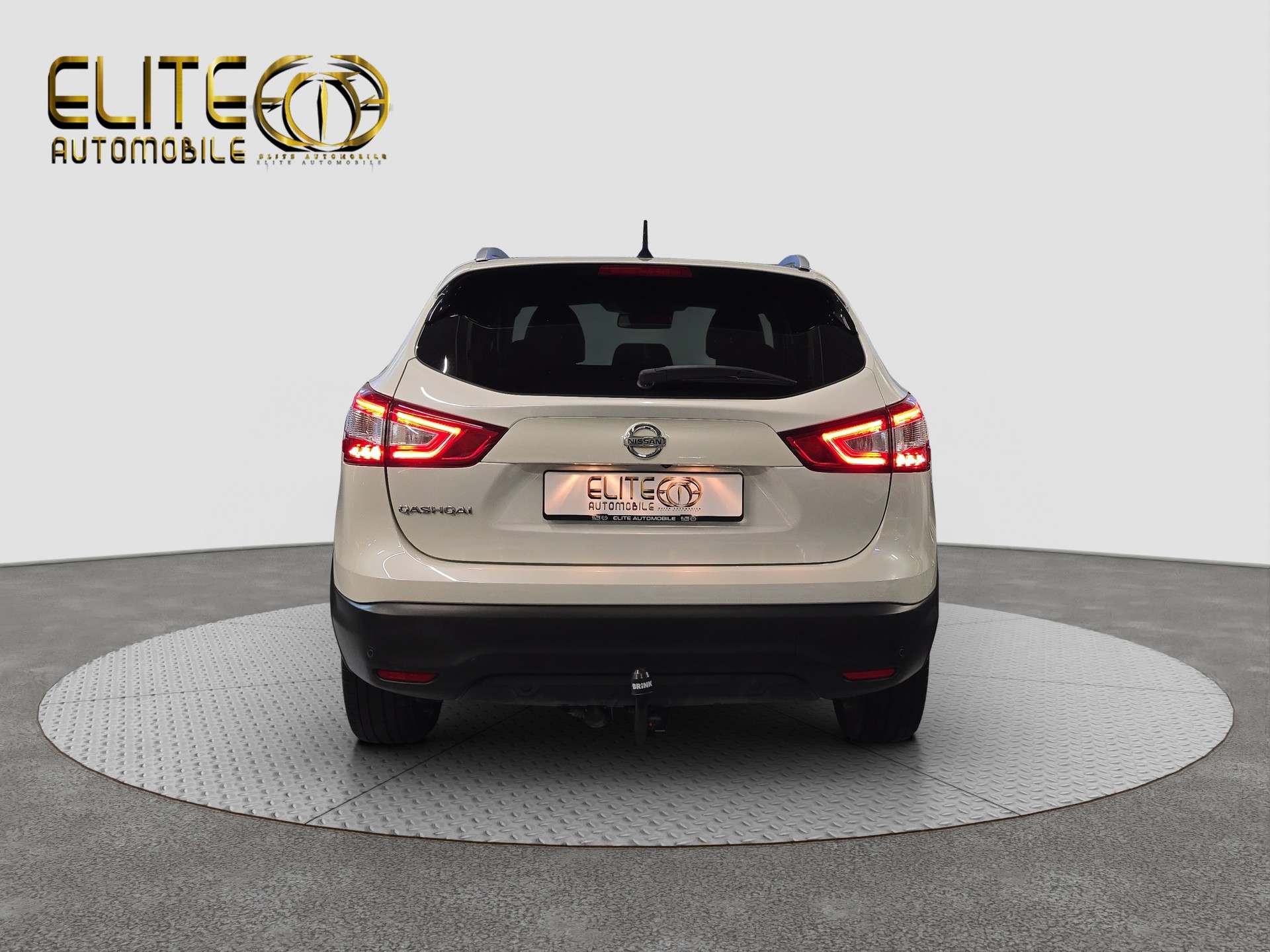 NISSAN Qashqai 1.6 dCi acenta Xtronic CVT-image-6
