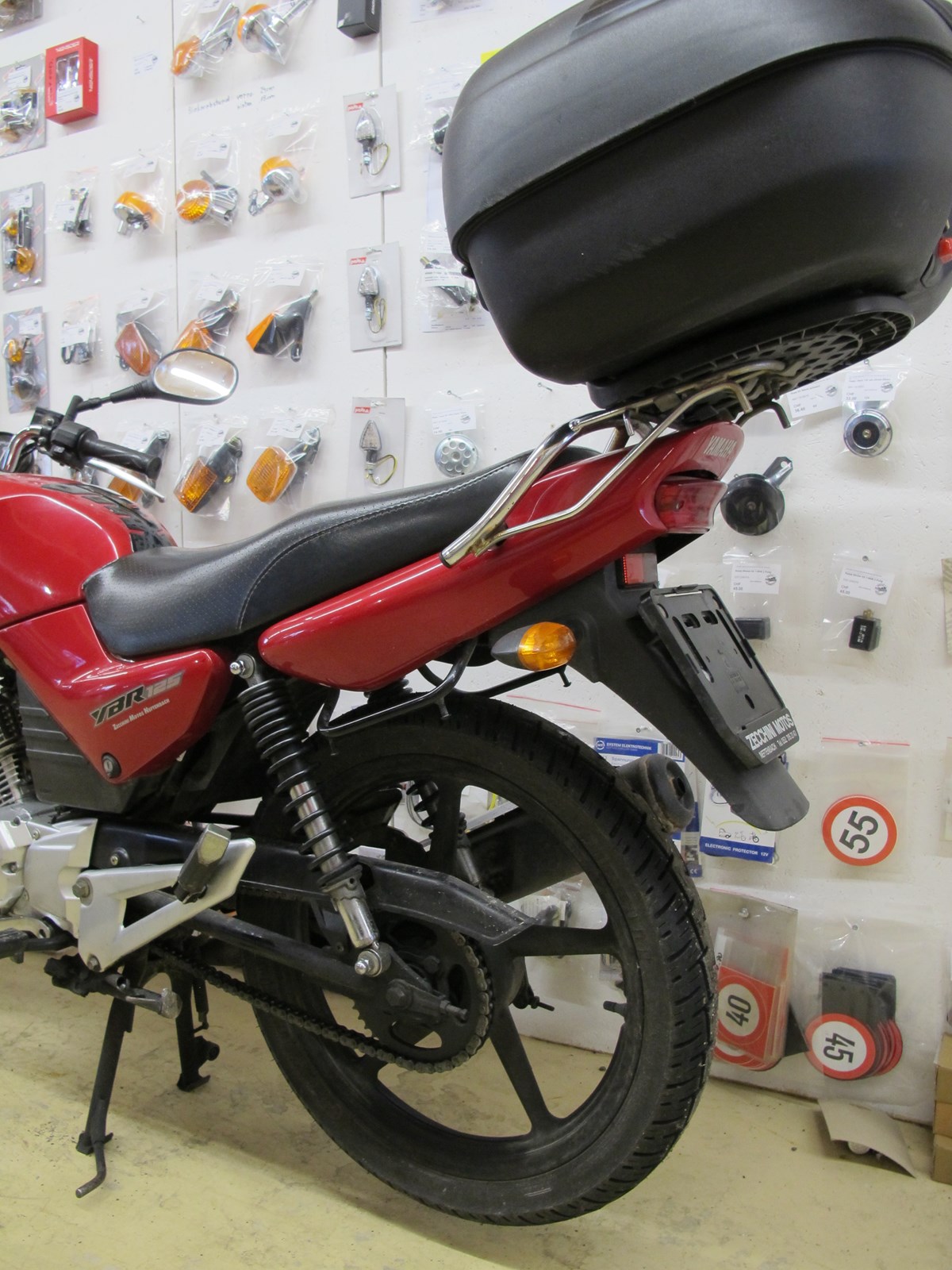 YAMAHA YBR 125-image-4