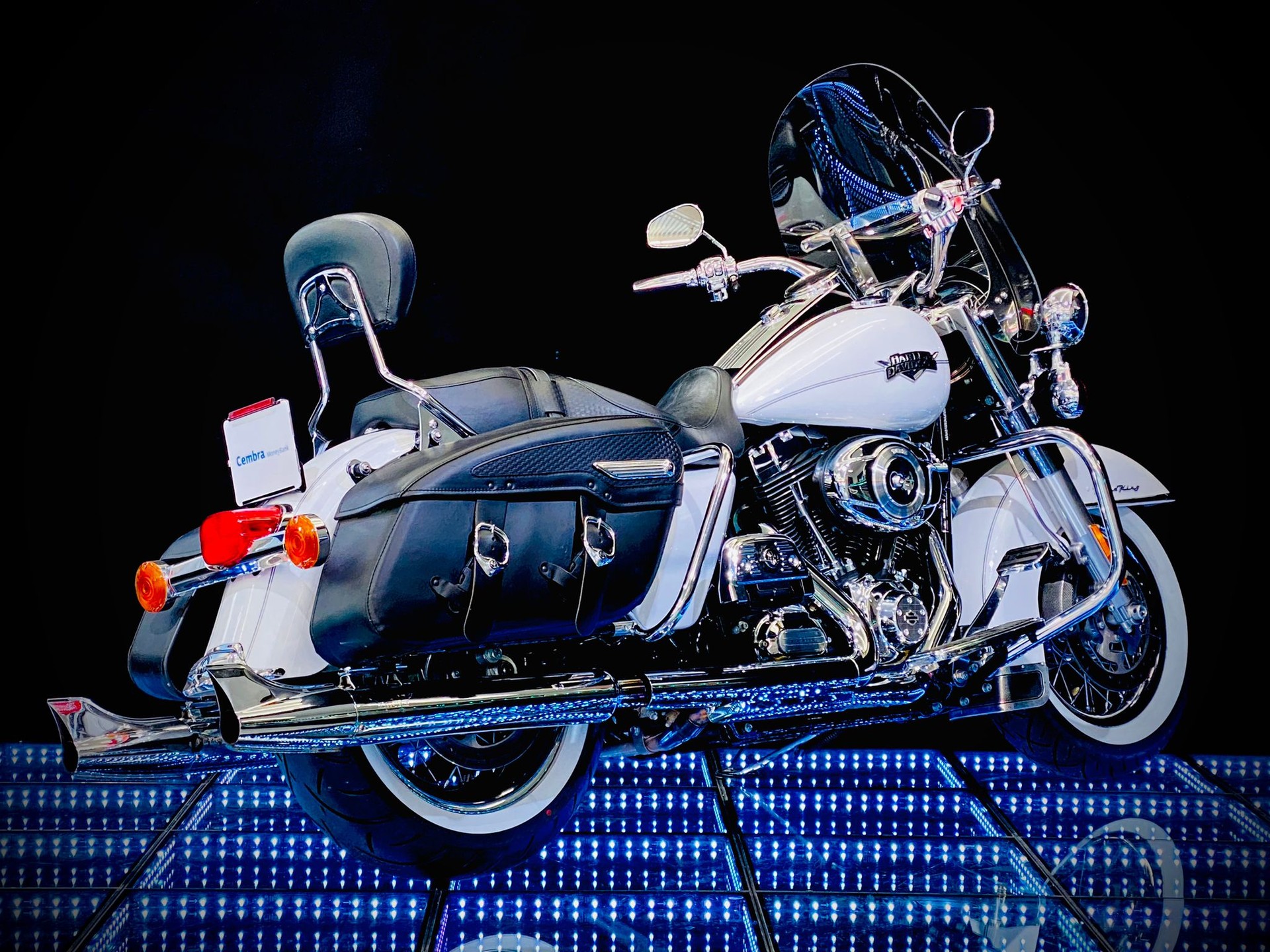 HARLEY-DAVIDSON FLHRC Road King Classic 103 ABS-image-5