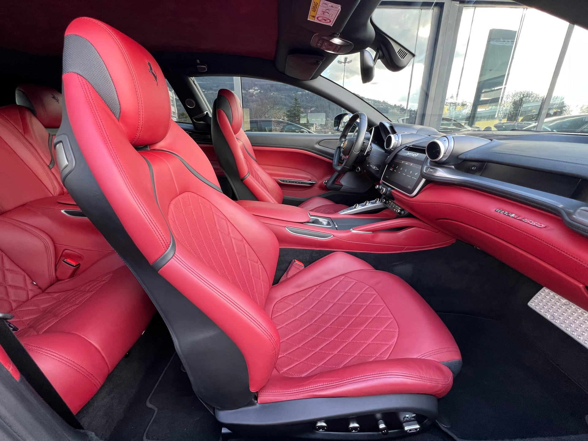 FERRARI GTC 4 Lusso-image-10