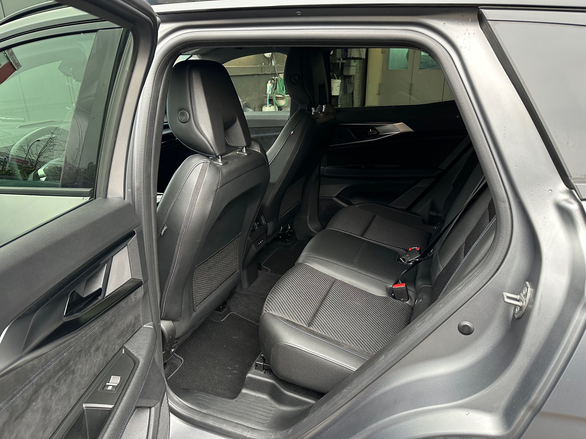 RENAULT Austral 1.2 HEV 200 Iconic Esprit Alpine A-image-7
