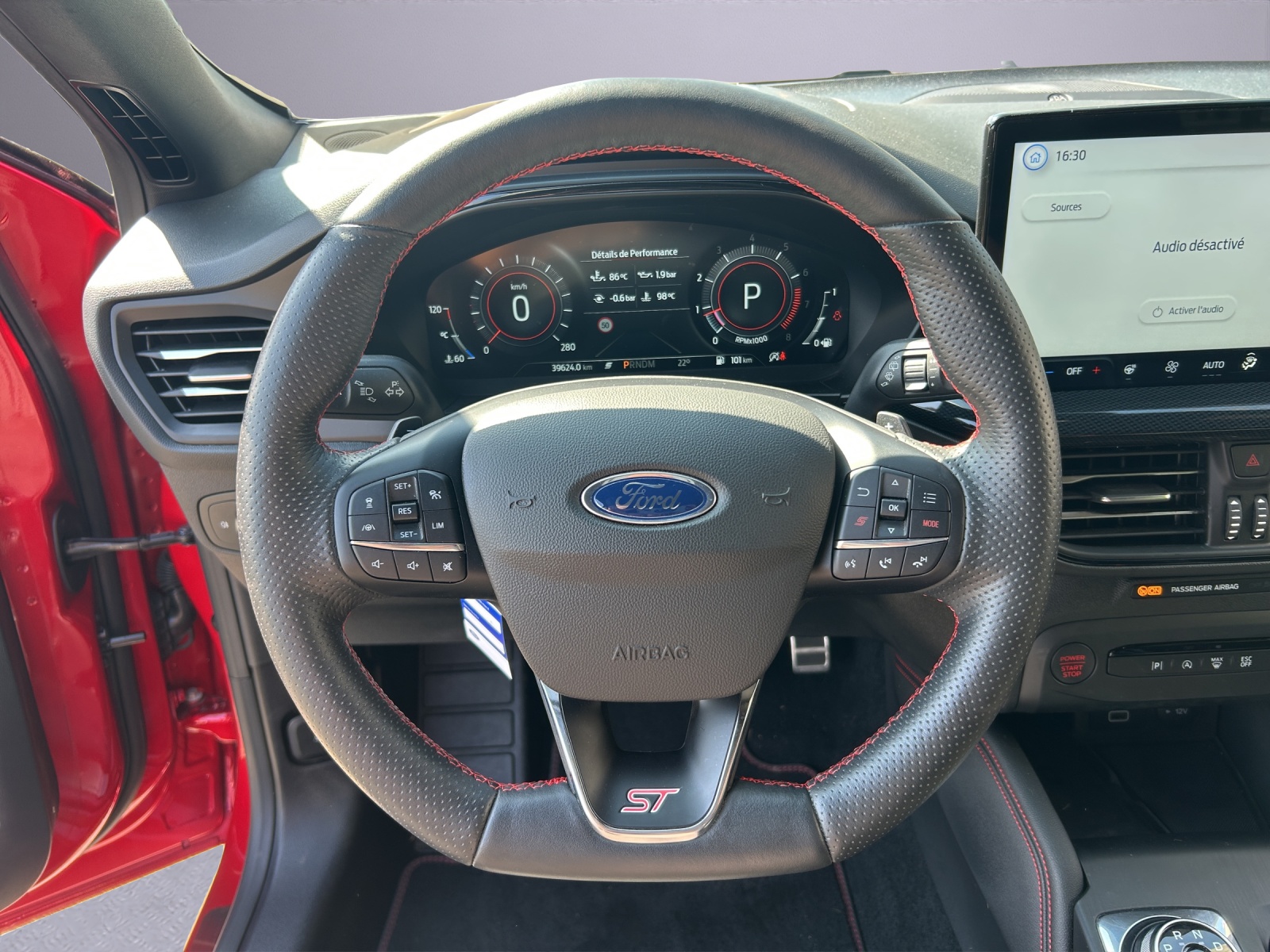 FORD Focus Station Wagon 2.3 EcoB ST X-image-5