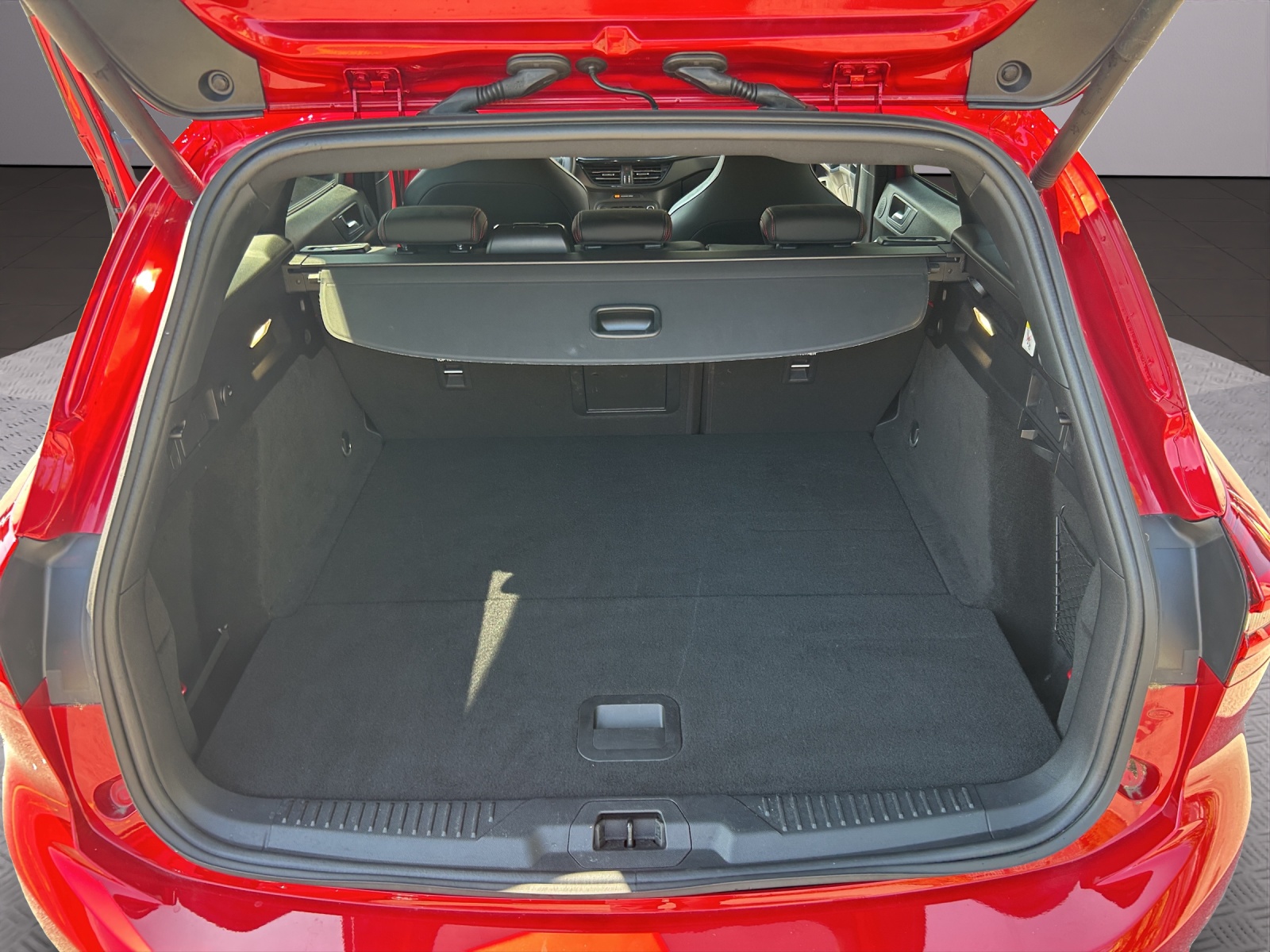 FORD Focus Station Wagon 2.3 EcoB ST X-image-13