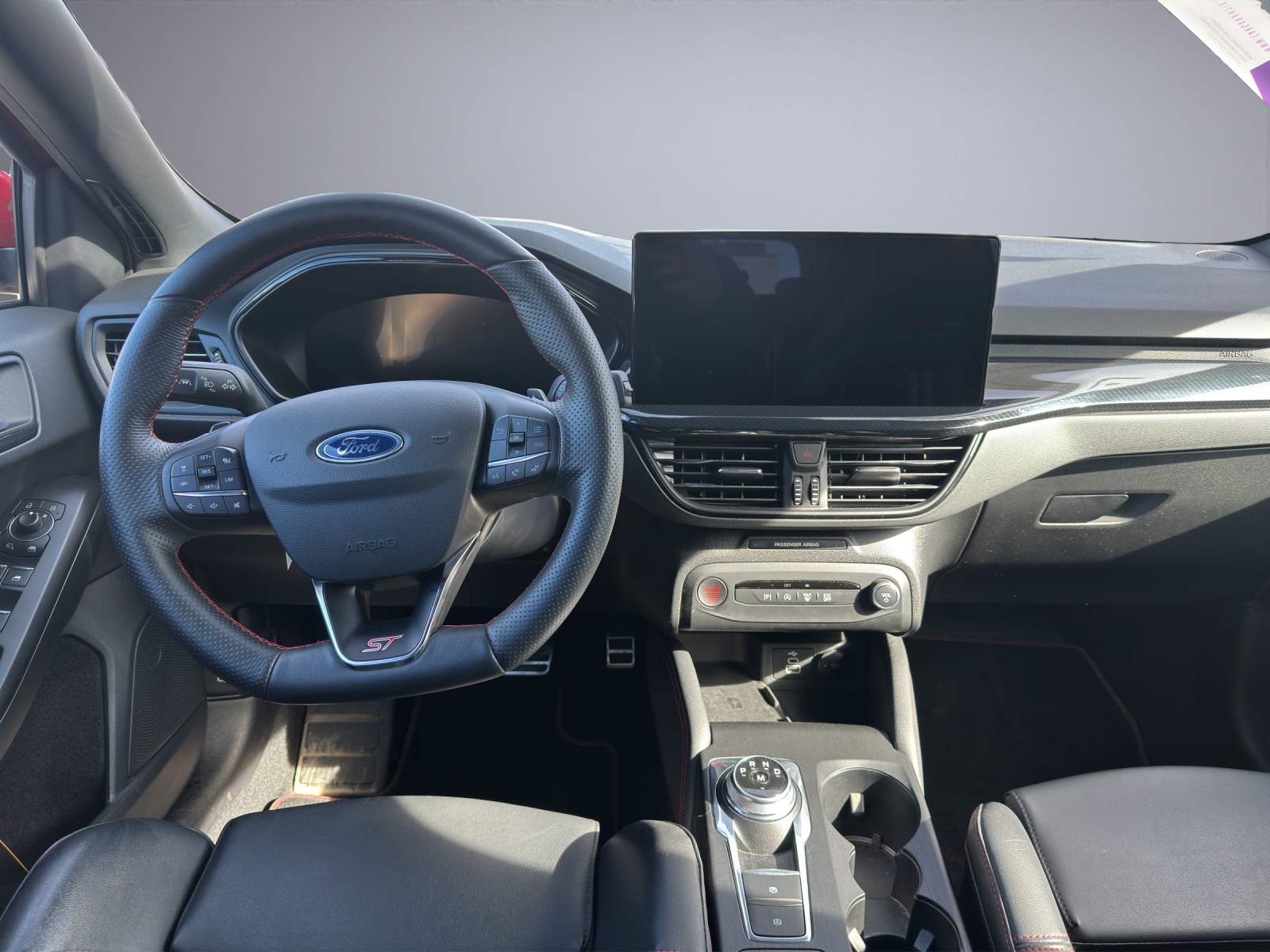 FORD Focus Station Wagon 2.3 EcoB ST X-image-8