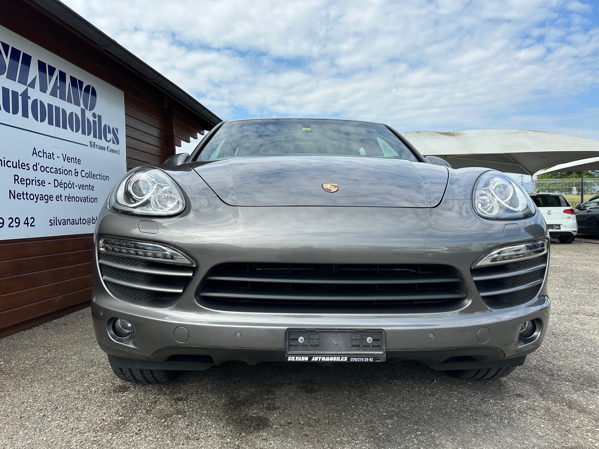 PORSCHE Cayenne Tiptronic-image-17