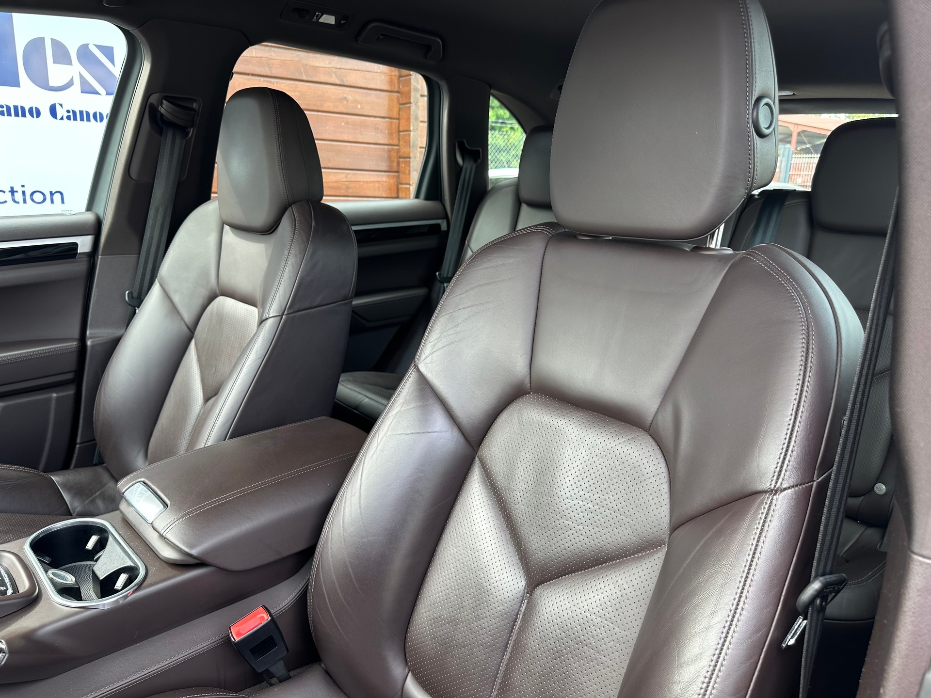 PORSCHE Cayenne Tiptronic-image-24