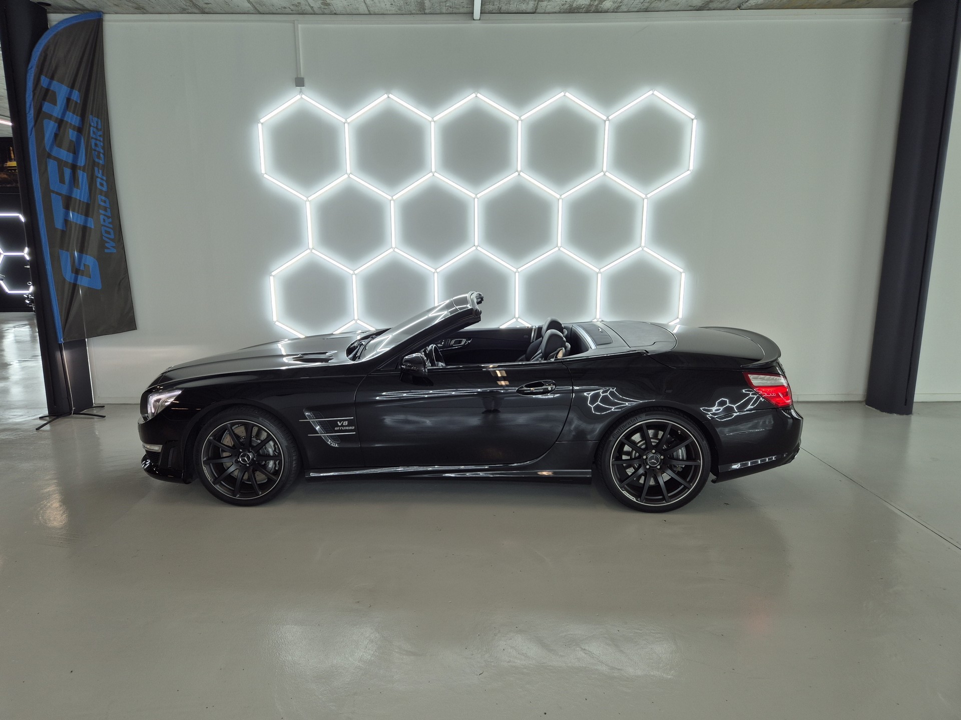 MERCEDES-BENZ SL 63 AMG Speedshift-showroom-element-2