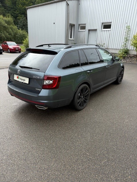 SKODA Octavia Combi 2.0 TDI RS 4x4 DSG-image-5