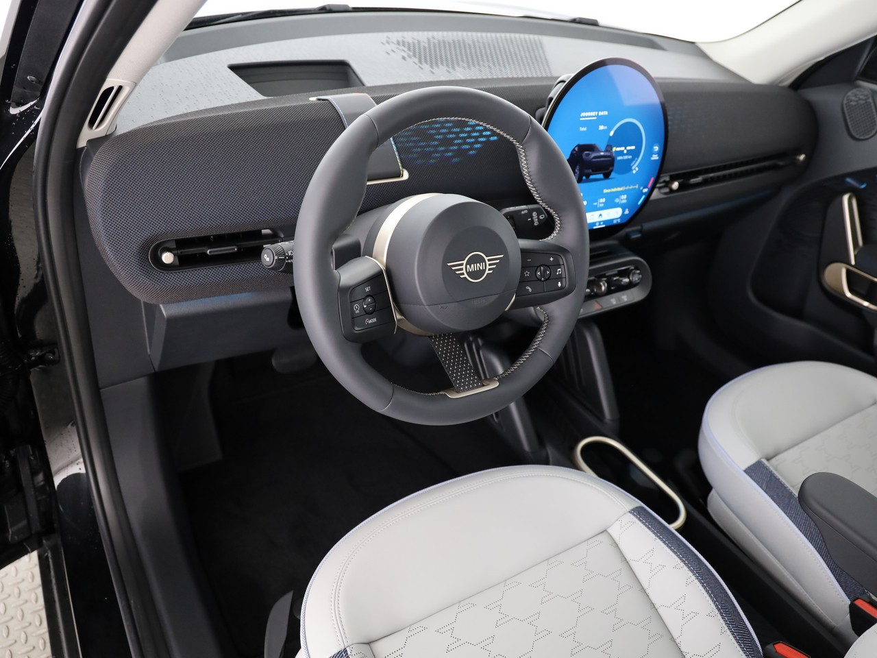 MINI Aceman E-image-9