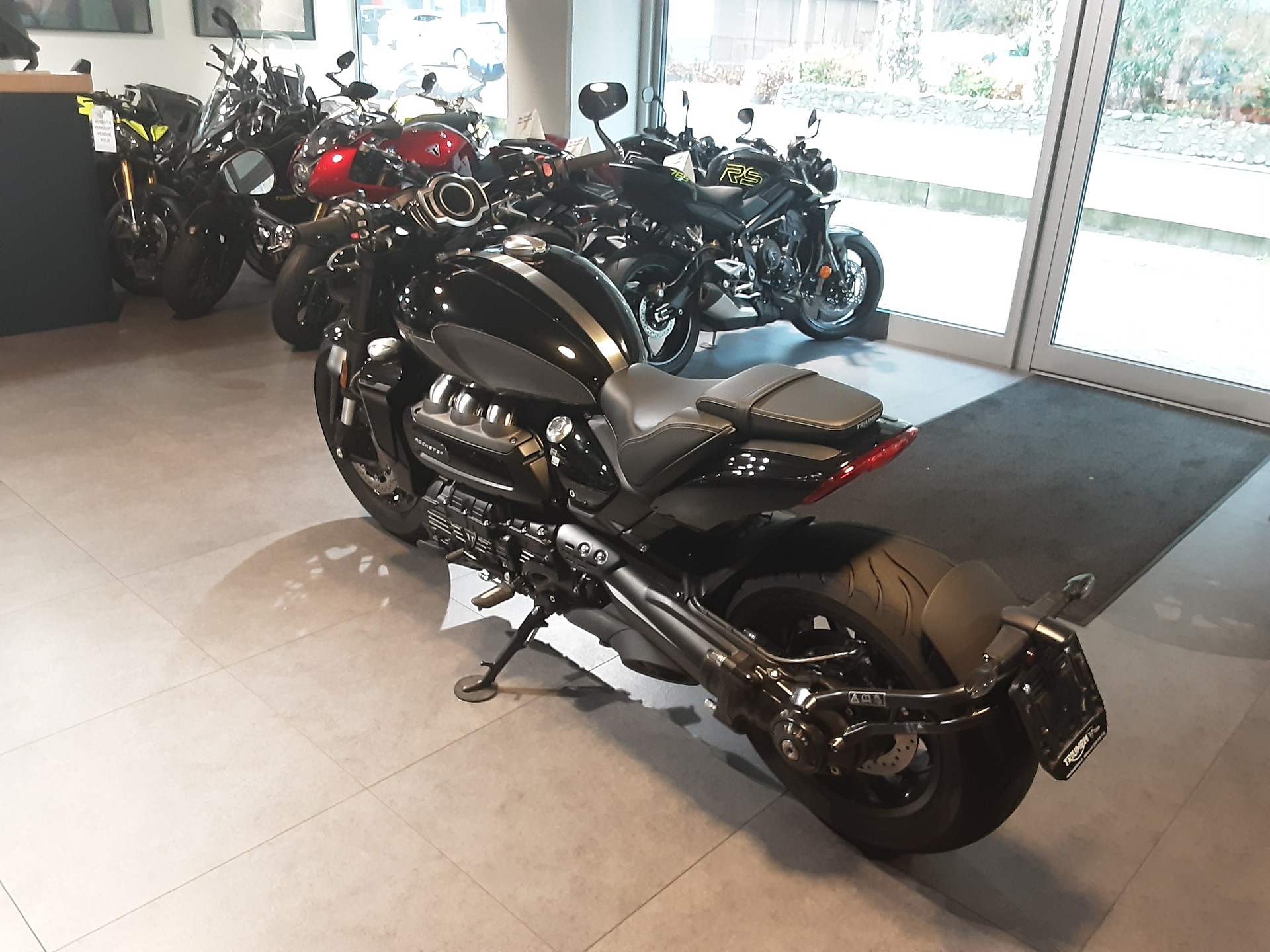TRIUMPH Rocket 3 R Storm-image-5