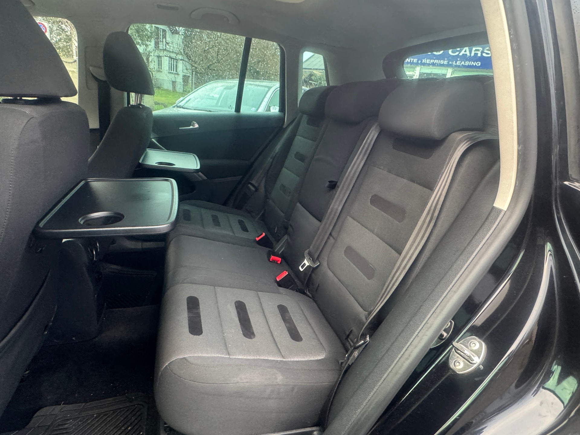 VW Tiguan 2.0 TSI Sport&Style-image-9