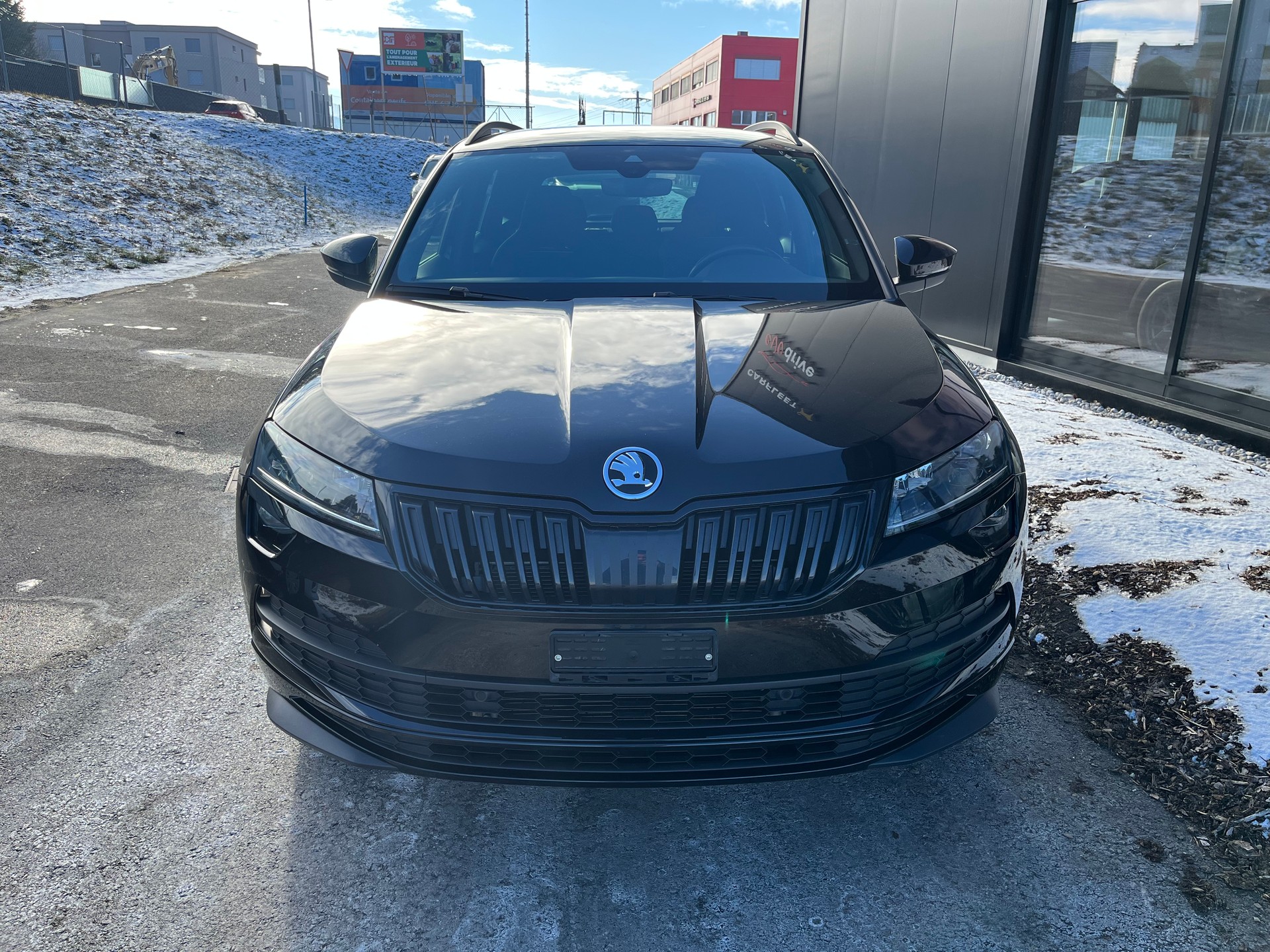 SKODA Karoq 2.0 TSI SportLine 4x4 DSG-image-2