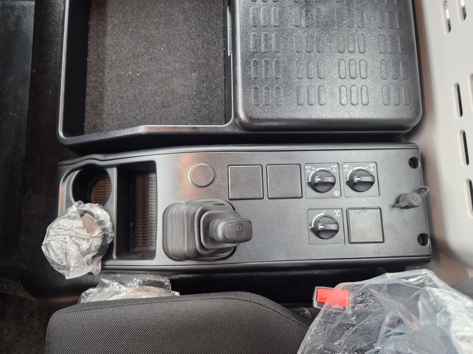 IVECO ML150E28W 4x4 Meiller Dreiseitenkipper 2xAHK-image-10