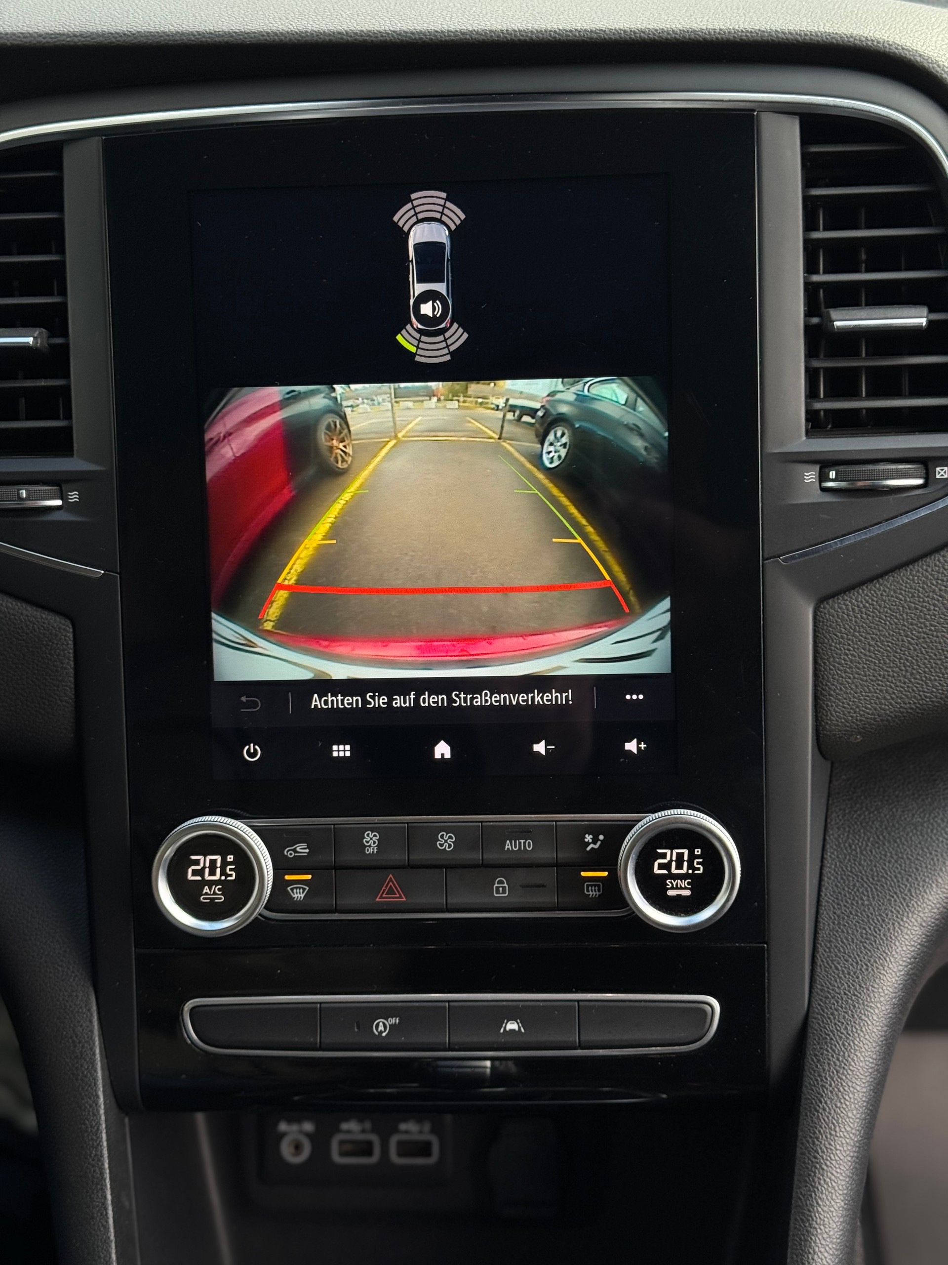 RENAULT Mégane Grandtour 1.5 dCi Business EDC-image-14