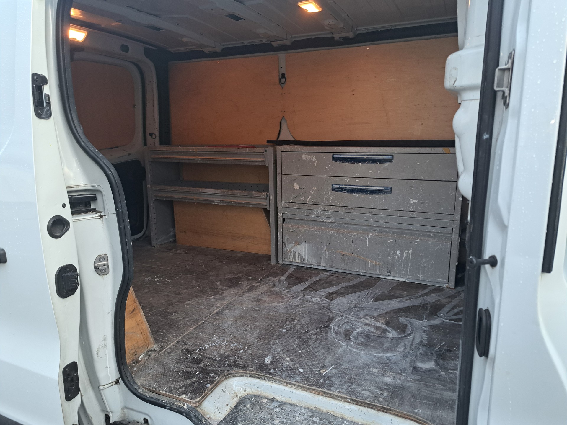 RENAULT Trafic 1.6 dCi 90 2.9t Business L1H1-image-5