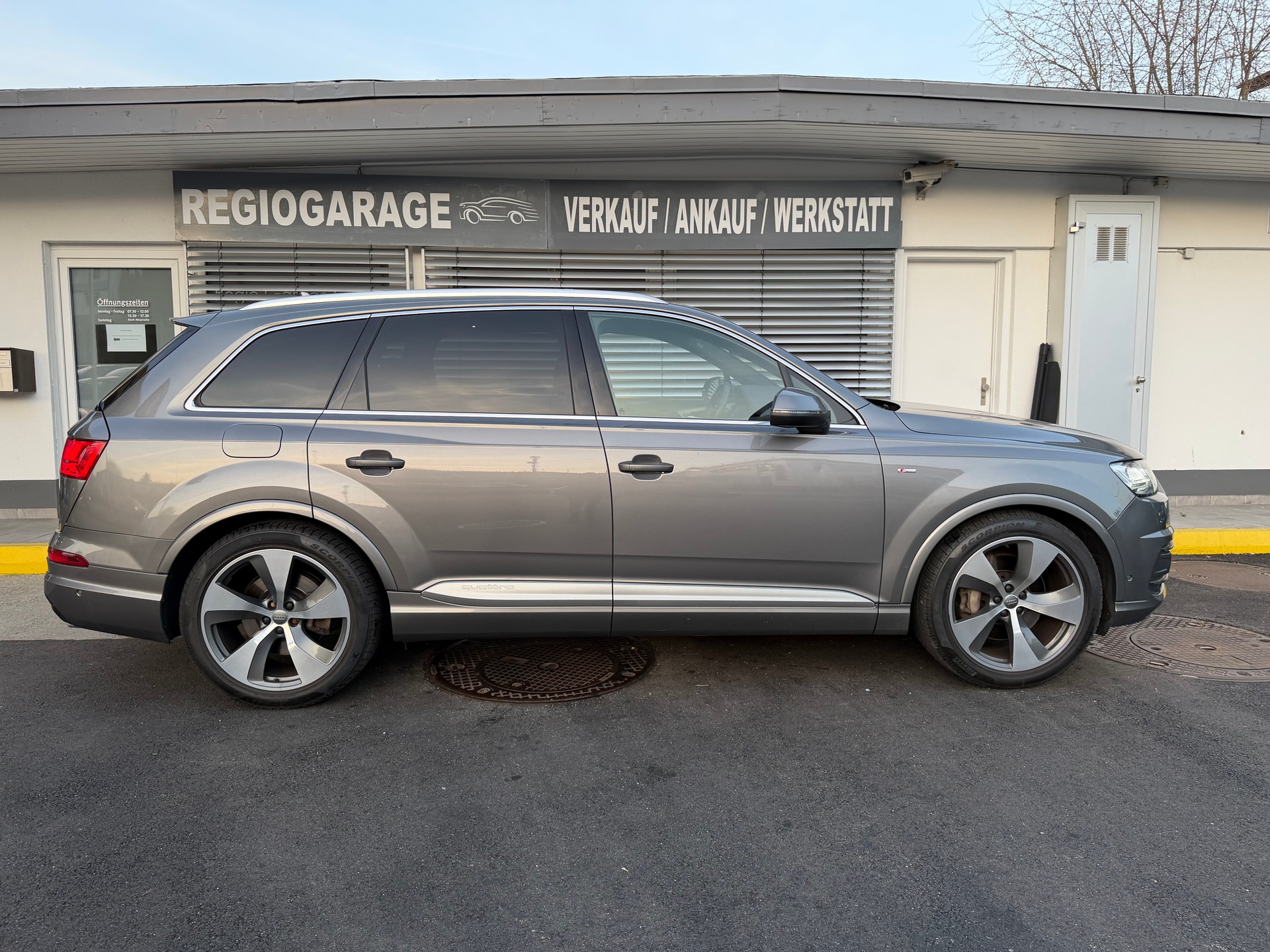 AUDI Q7 3.0 TDI quattro tiptronic-image-5