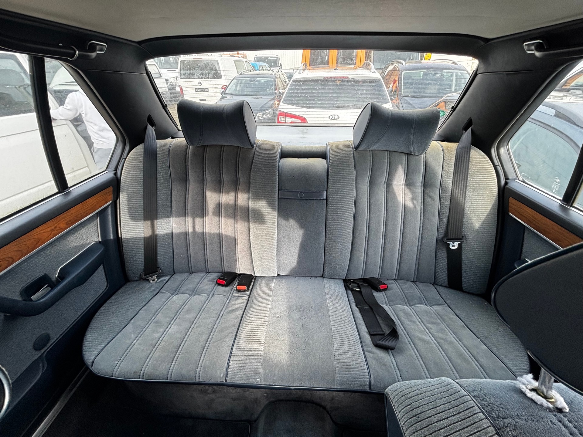 BMW 745IA-image-11