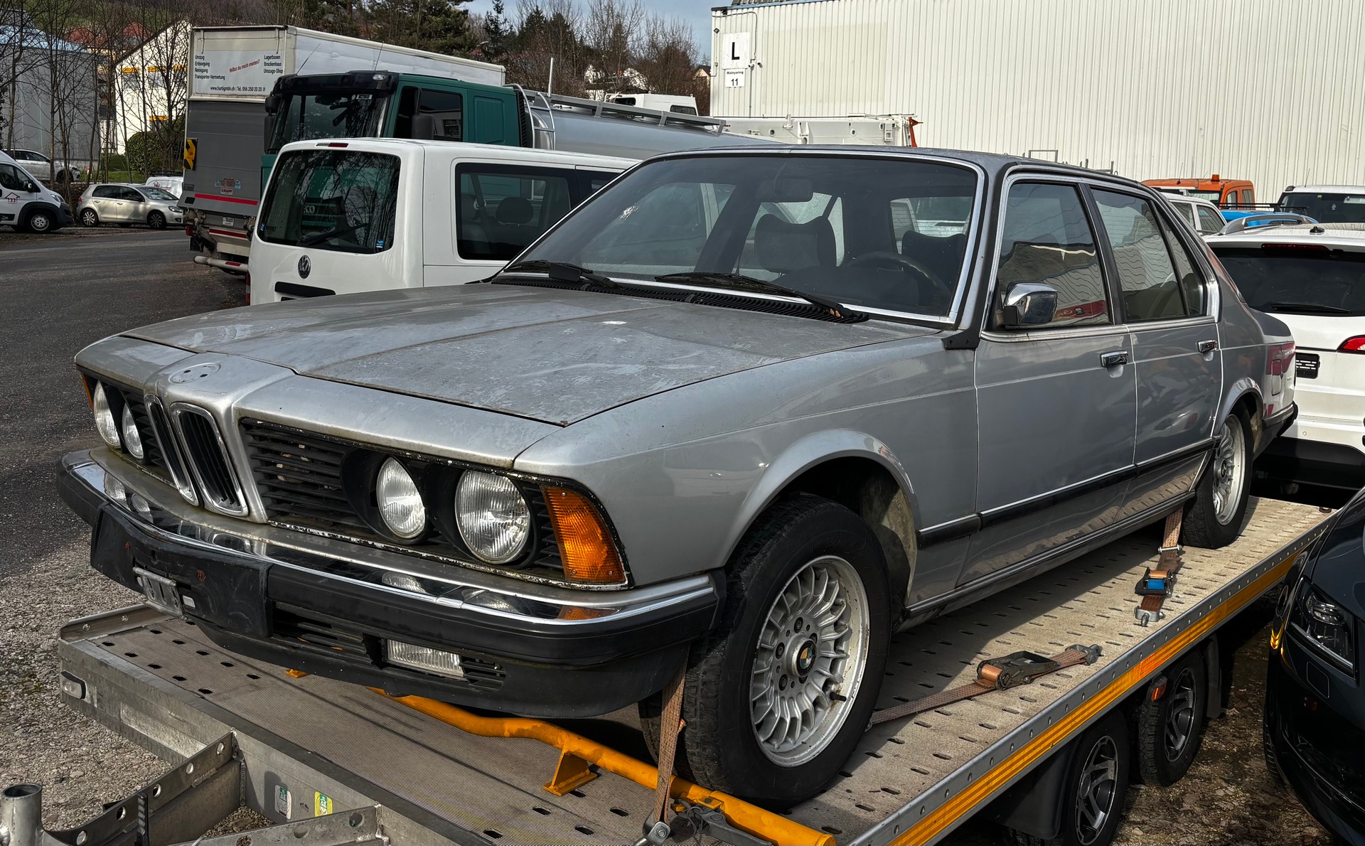 BMW 745IA-image-1