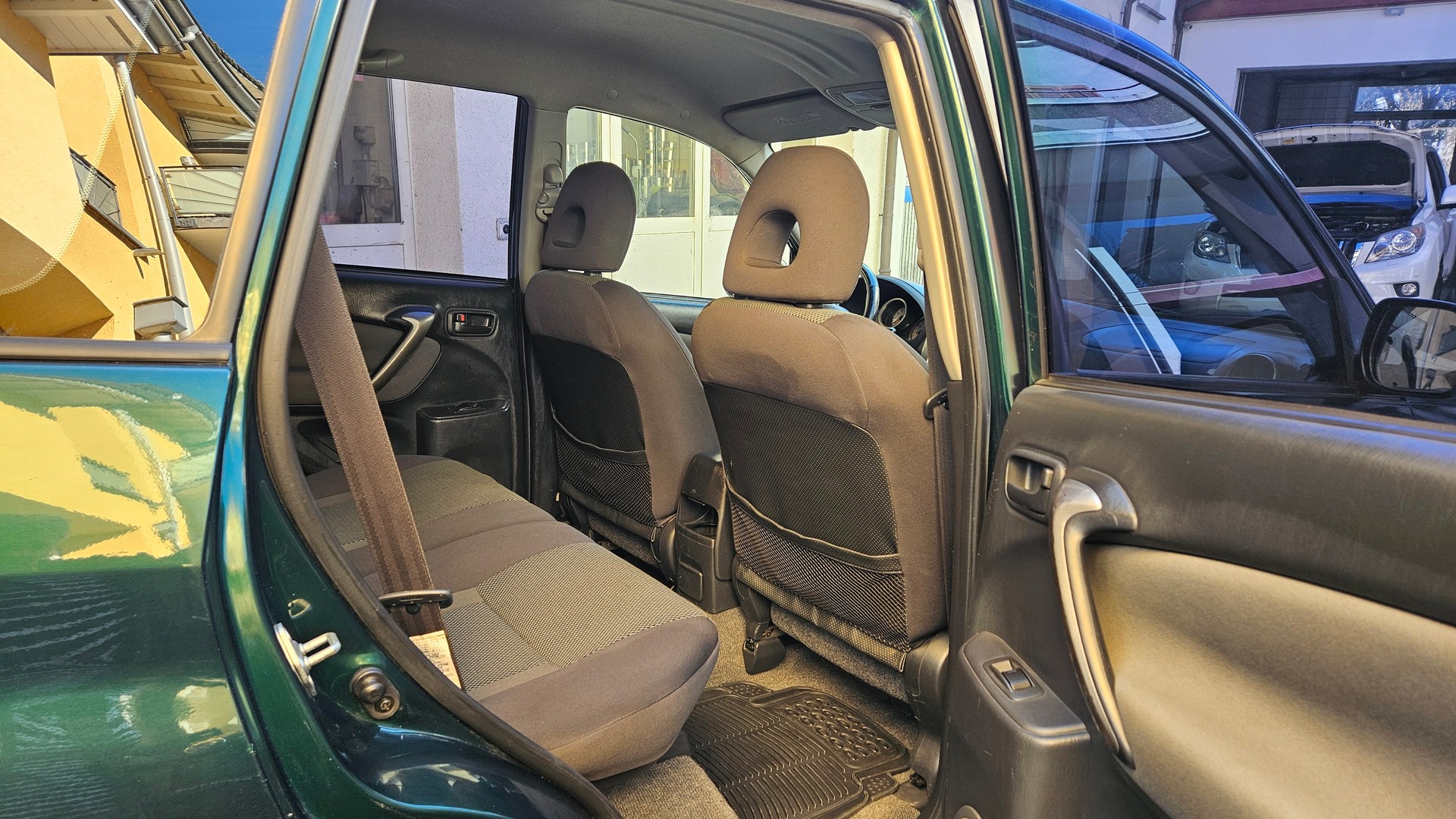 TOYOTA RAV-4 2.0 16V Linea Sol-image-10