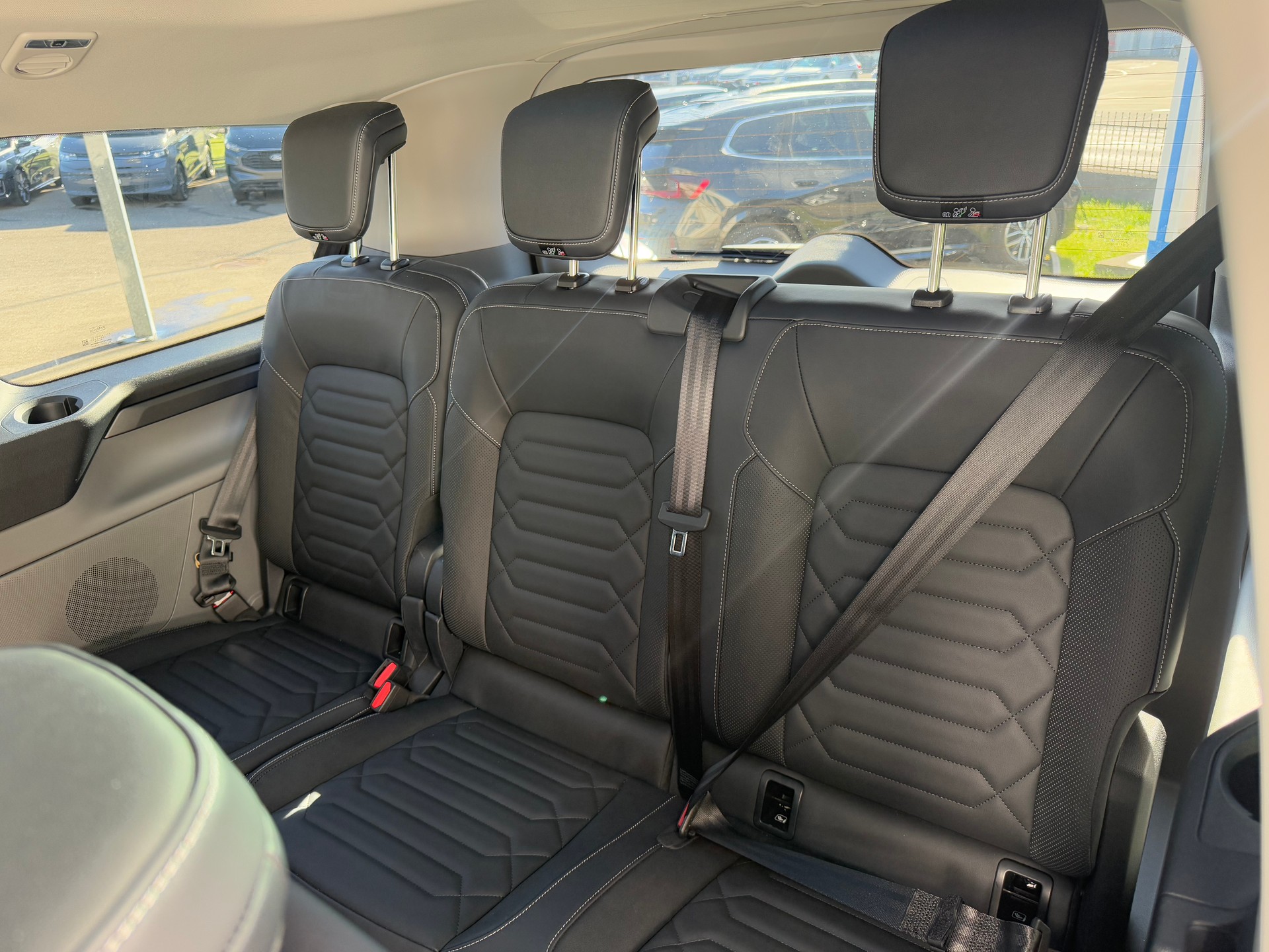 FORD Tourneo Bus 320 L1H1 TitaniumX Automat-image-8