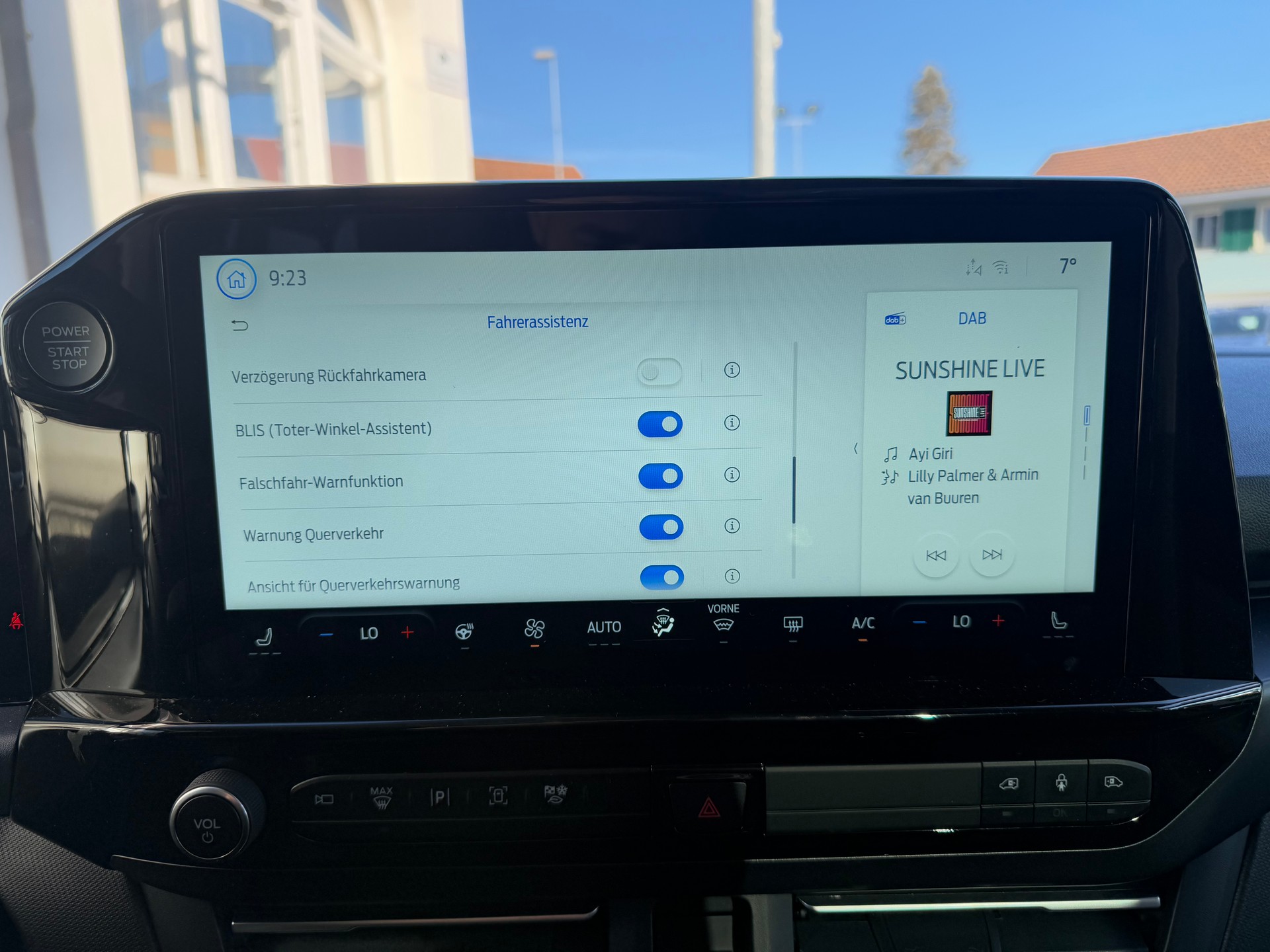 FORD Tourneo Bus 320 L1H1 TitaniumX Automat-image-21