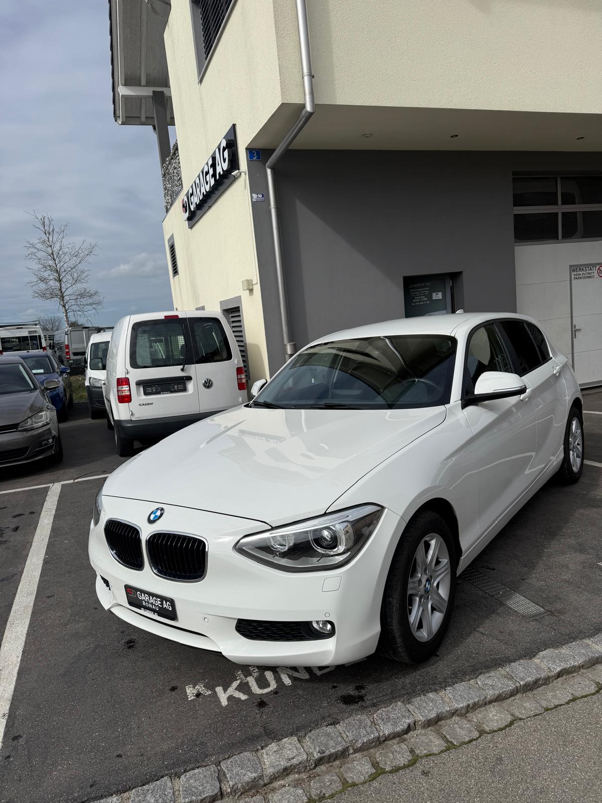 BMW 116i-image-1