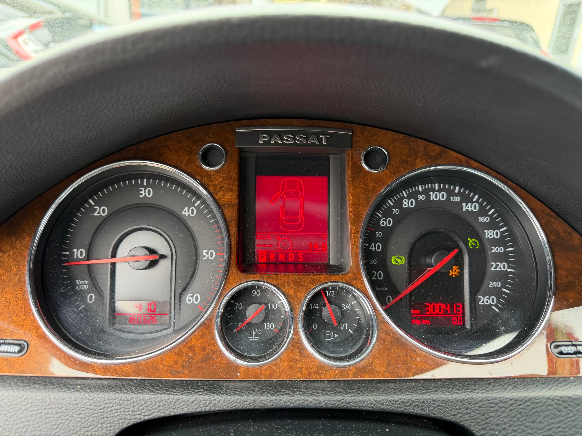 VW PASSAT-image-10