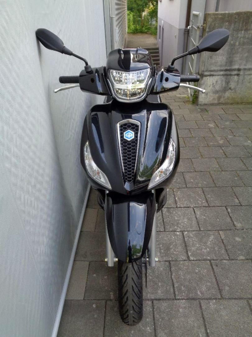 PIAGGIO MEDLEY 125 ABS E5-showroom-element-2