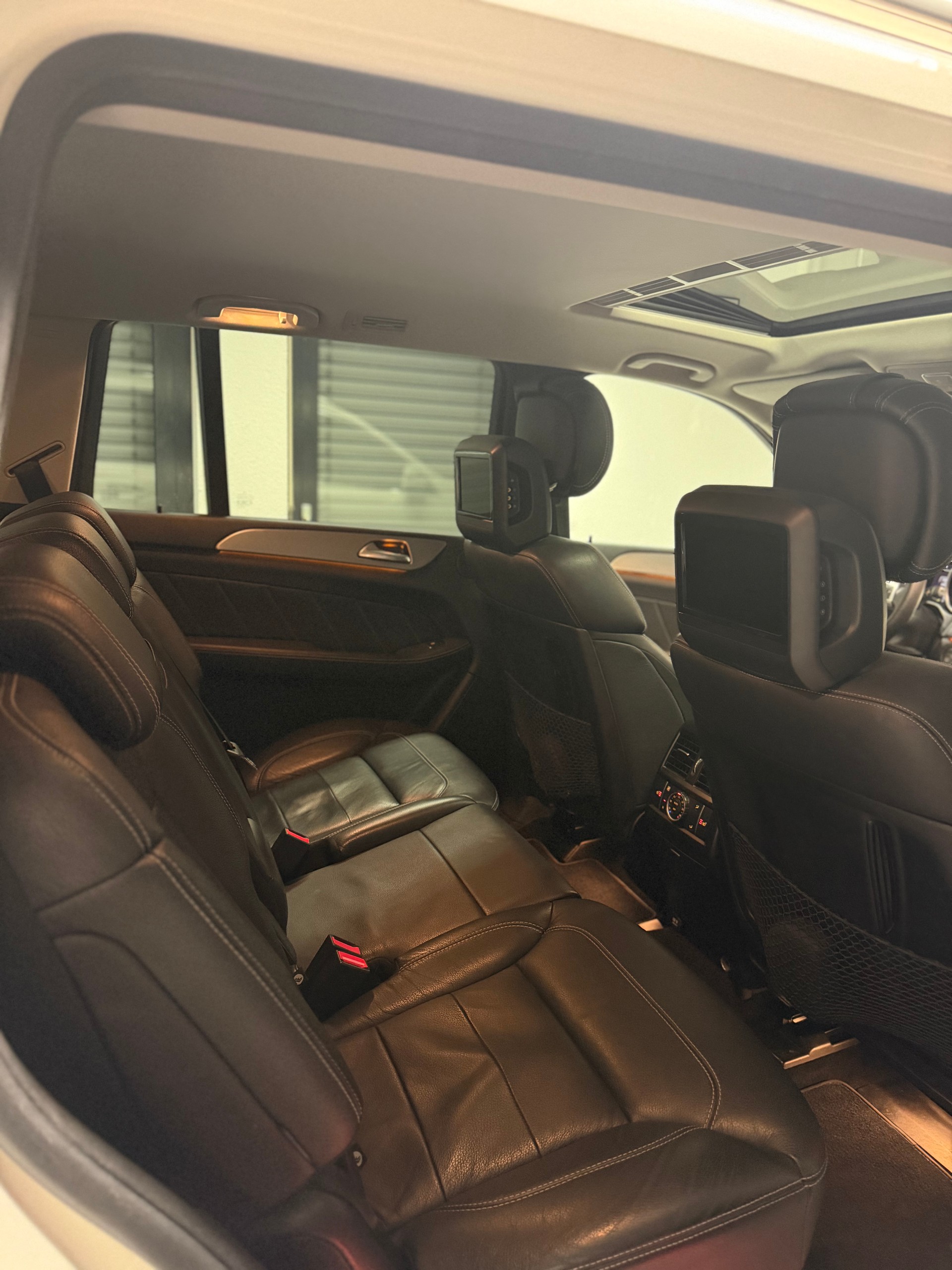 MERCEDES-BENZ GL 350 BlueTEC 4Matic 7G-TRONIC-image-11