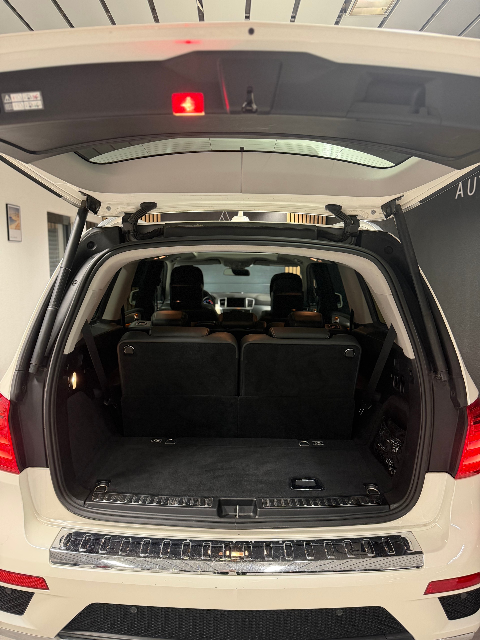 MERCEDES-BENZ GL 350 BlueTEC 4Matic 7G-TRONIC-image-7