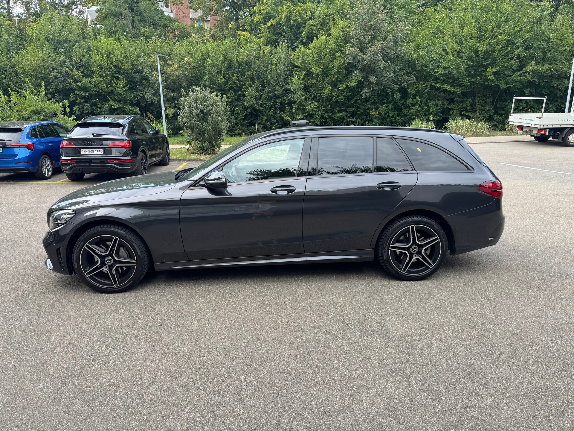 MERCEDES-BENZ C 200 Swiss Star AMG Line 4M 9G-Tronic-image-4