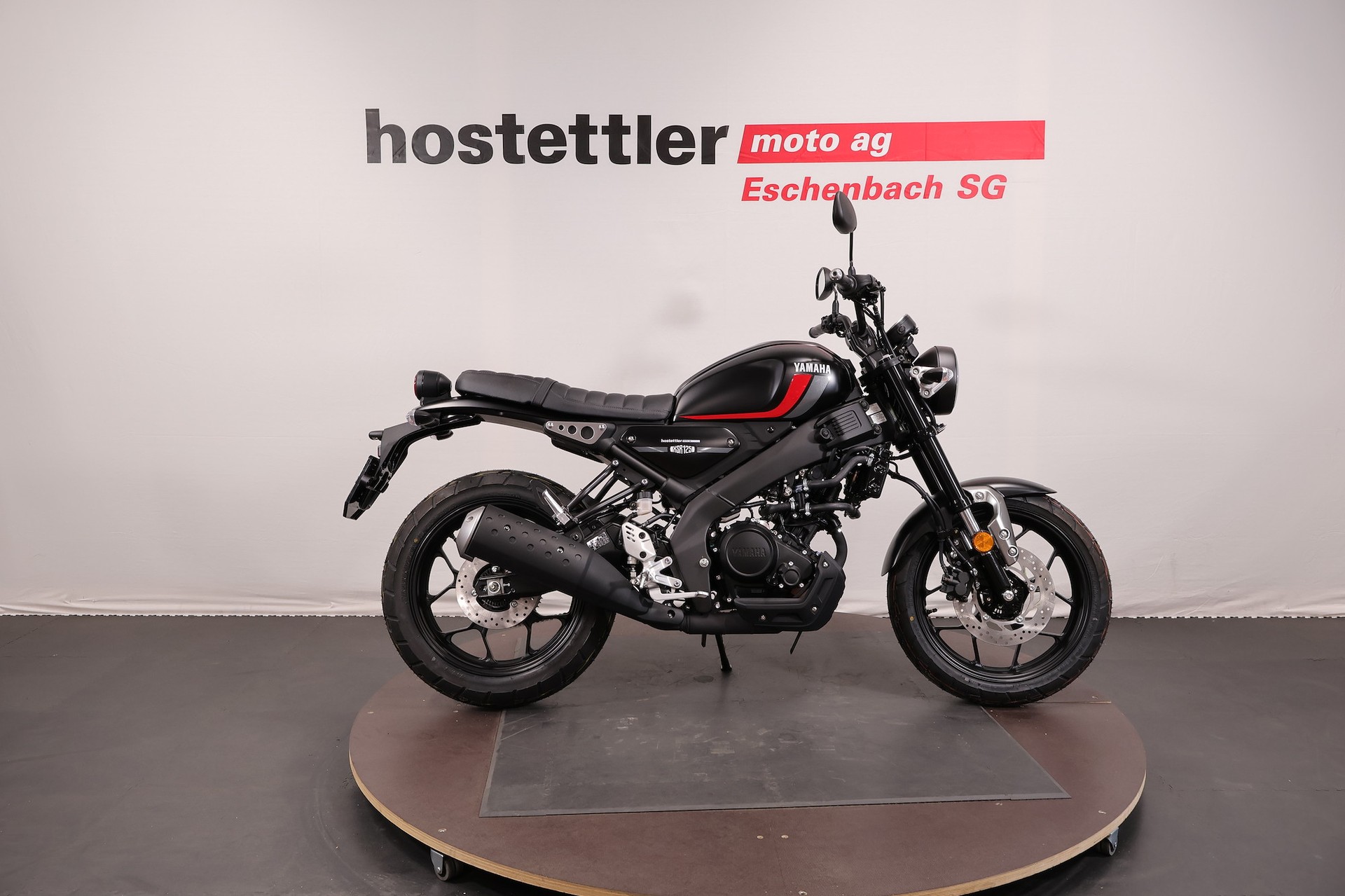 YAMAHA XSR 125-image-1