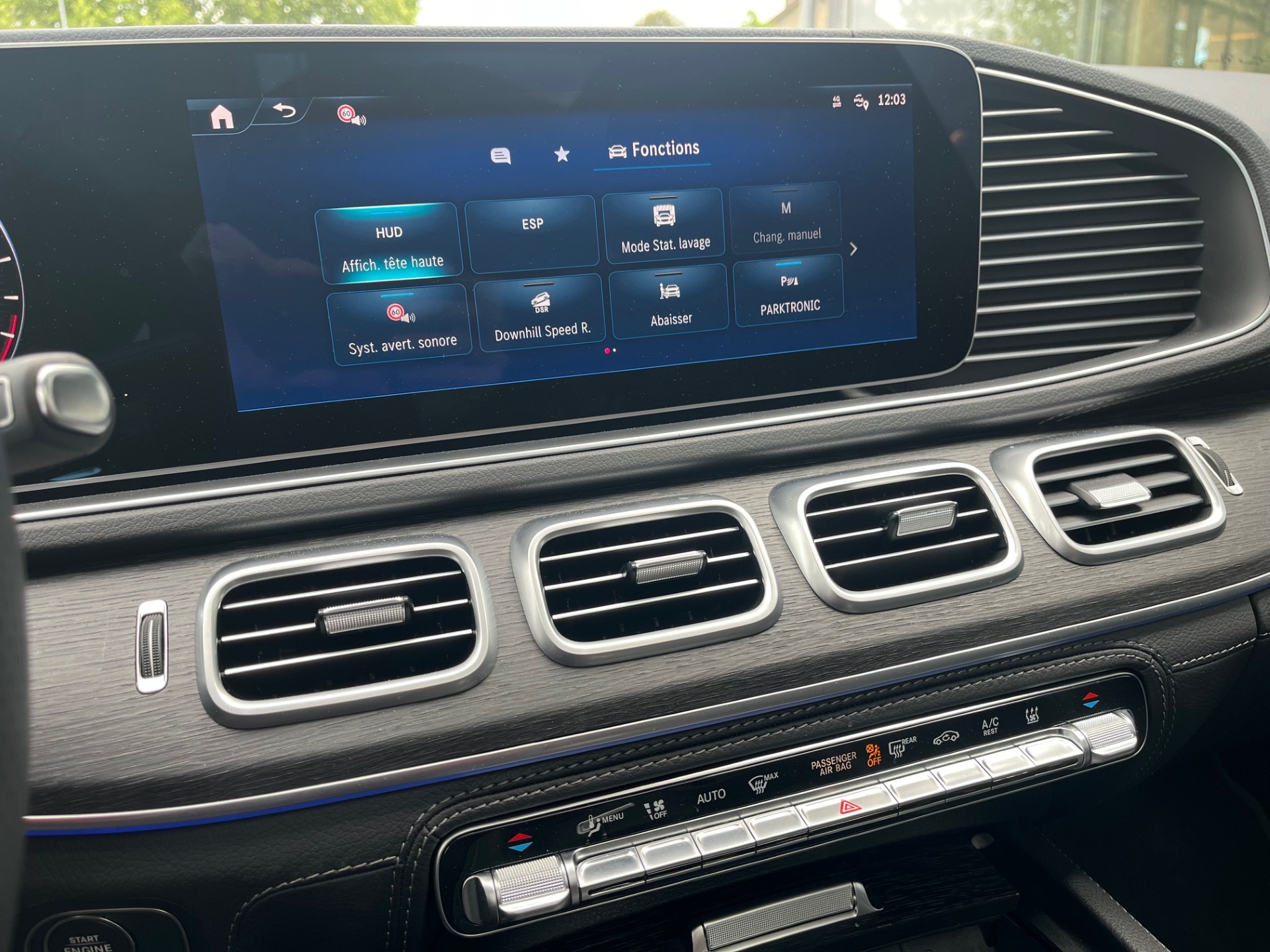MERCEDES-BENZ GLE 400 e EQ Hybrid 4Matic 9G-Tronic EQ Star-image-17
