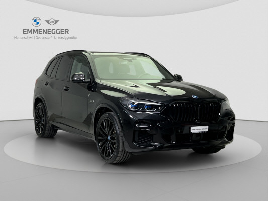 BMW X5 xDrive45e M Sport-showroom-element-2