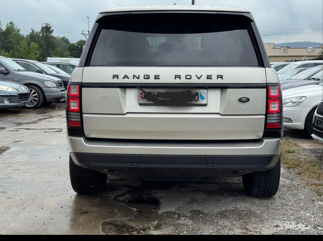 LAND ROVER Range Rover 3.0 TDV6 Vogue Automatic-image-4