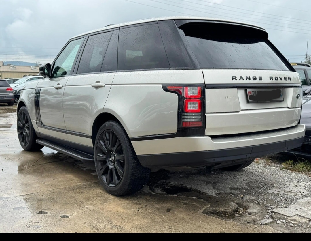 LAND ROVER Range Rover 3.0 TDV6 Vogue Automatic-image-6